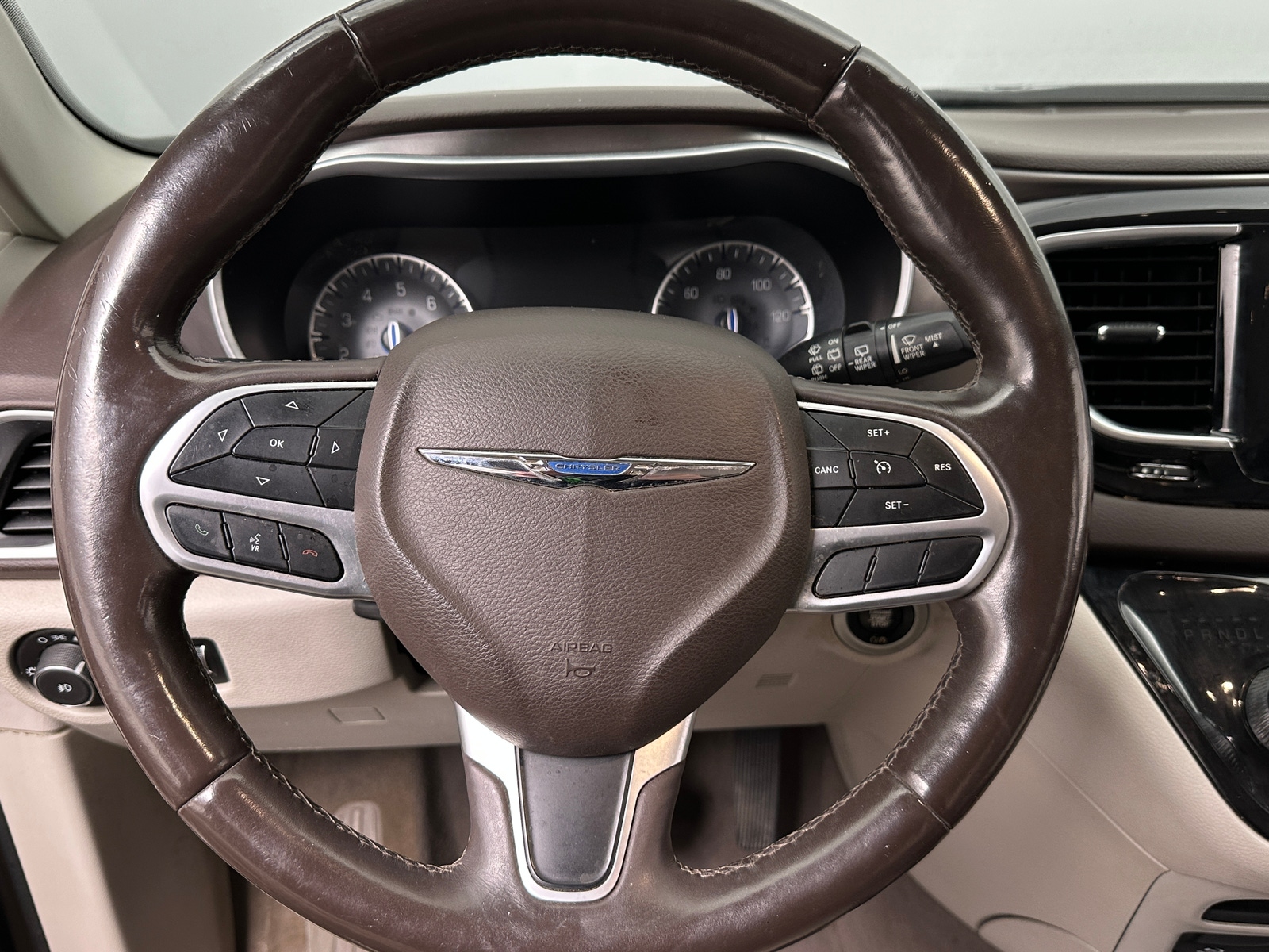 Thumbnail: 2018 Chrysler Pacifica - 4