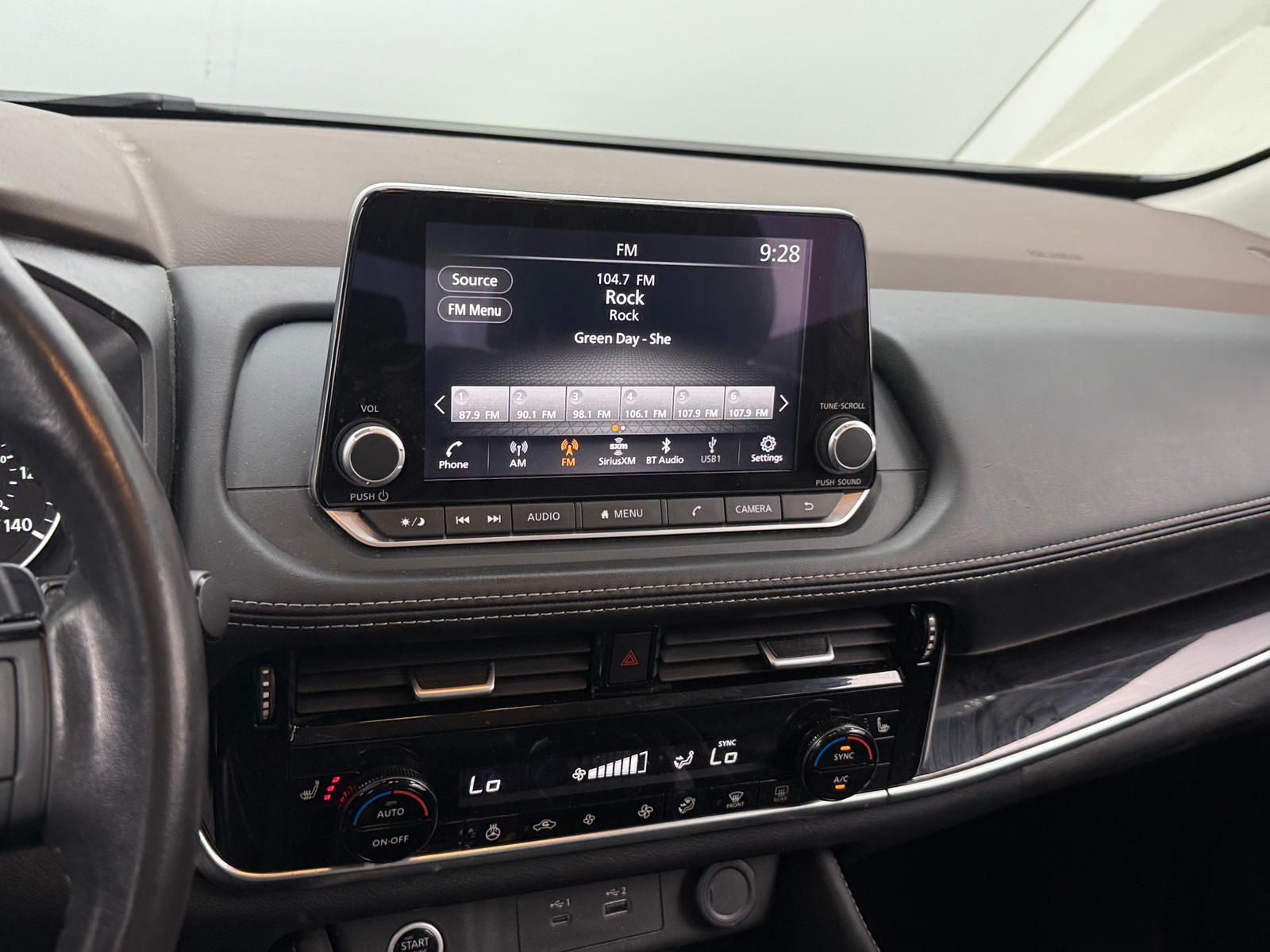 Thumbnail: 2023 Nissan Rogue - 3