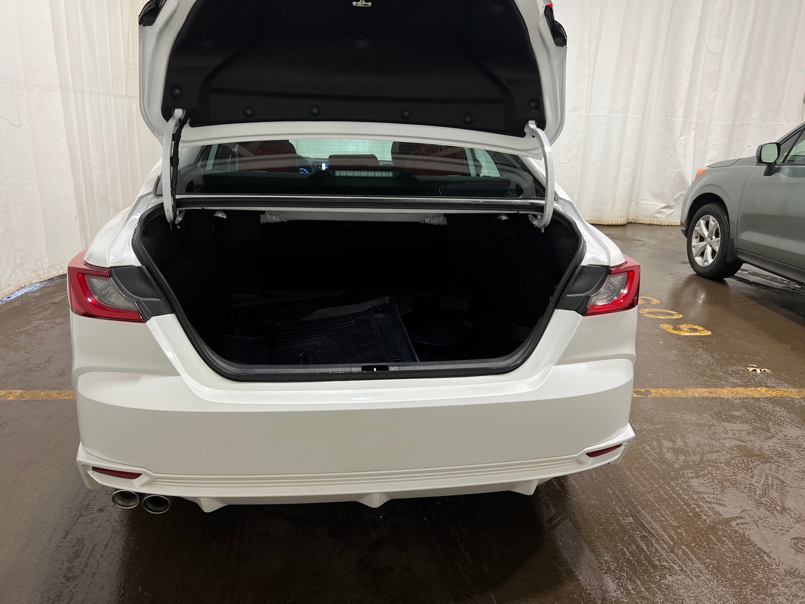 Thumbnail: 2025 Toyota Camry - 6