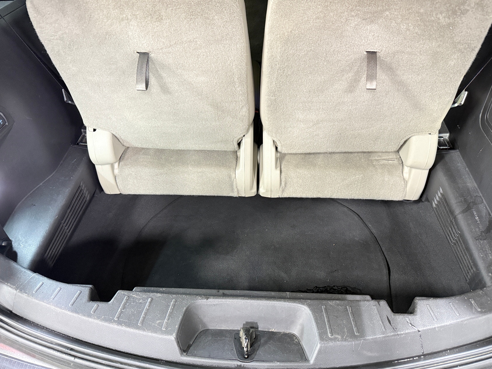 Thumbnail: 2015 Ford Explorer - 6