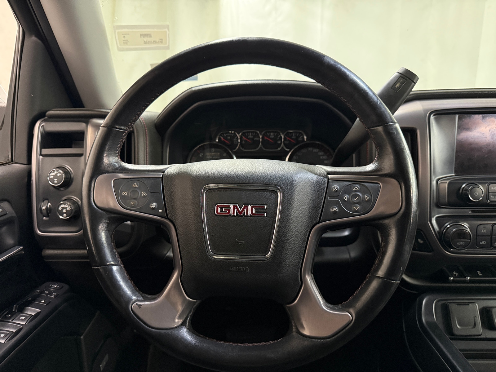 Thumbnail: 2016 GMC Sierra 1500 - 4