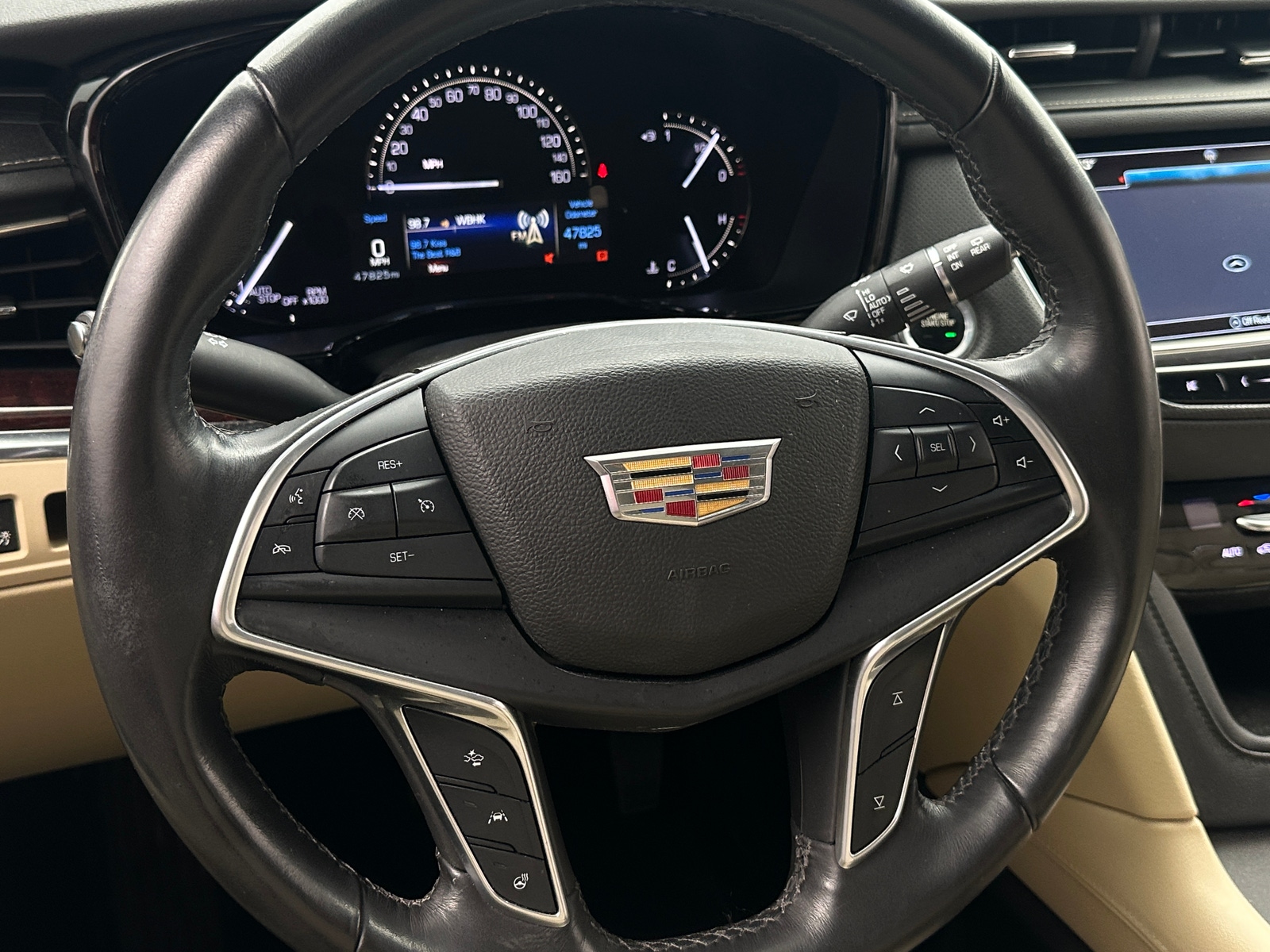 Thumbnail: 2017 Cadillac XT5 - 4