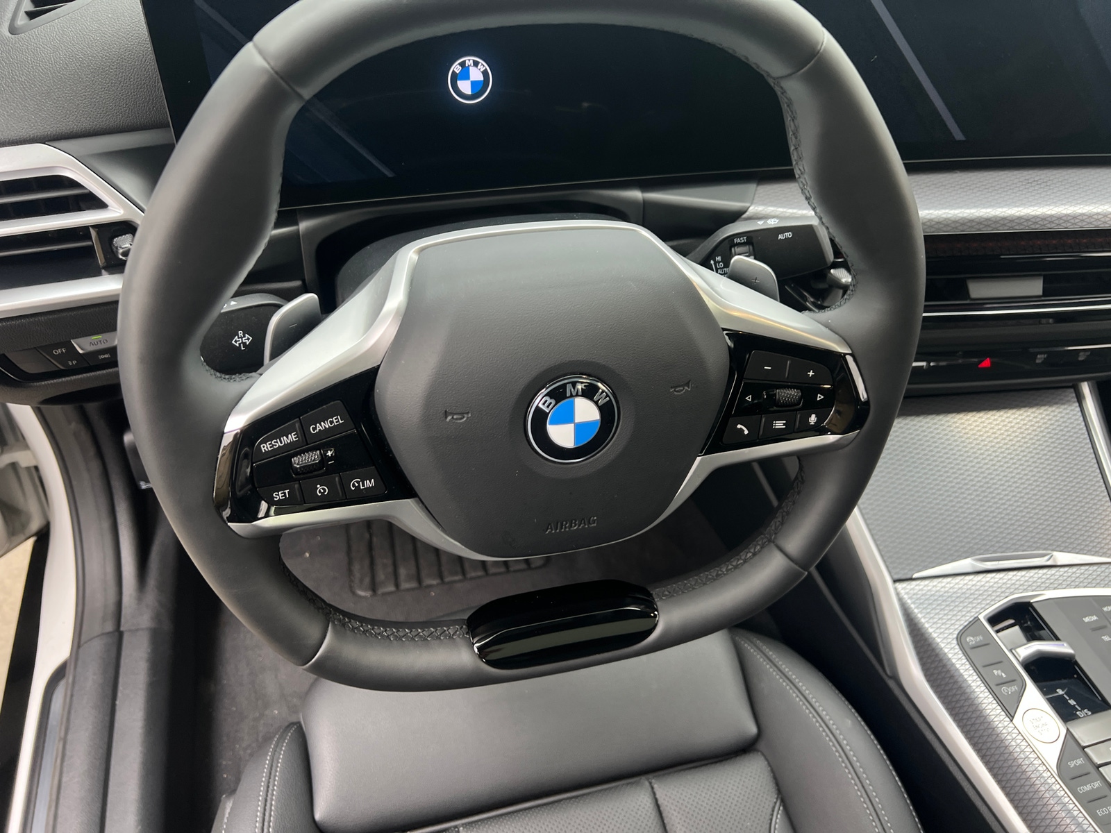 Thumbnail: 2025 BMW 4 Series - 4