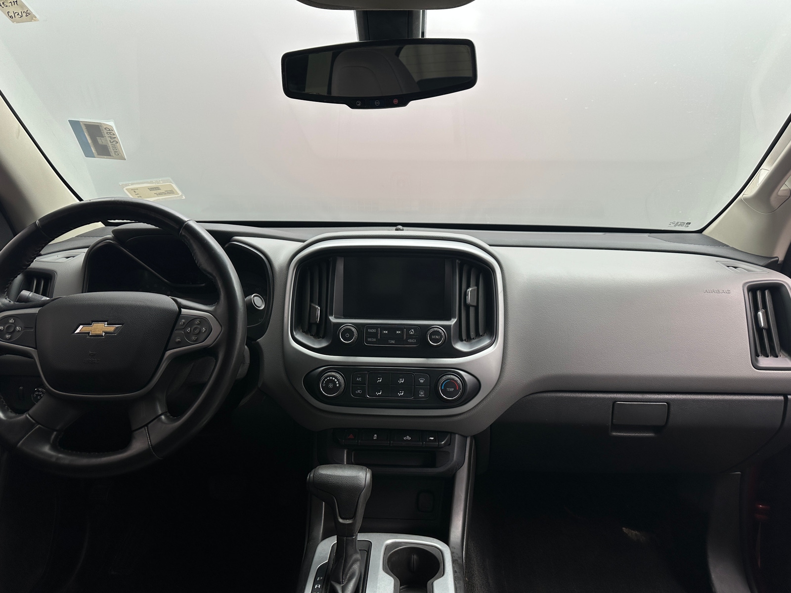 Thumbnail: 2016 Chevrolet Colorado - 3