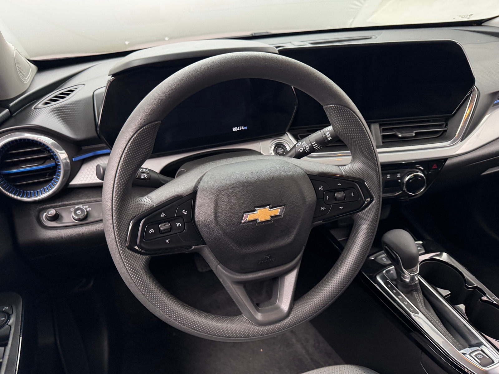 Thumbnail: 2025 Chevrolet Trax - 5