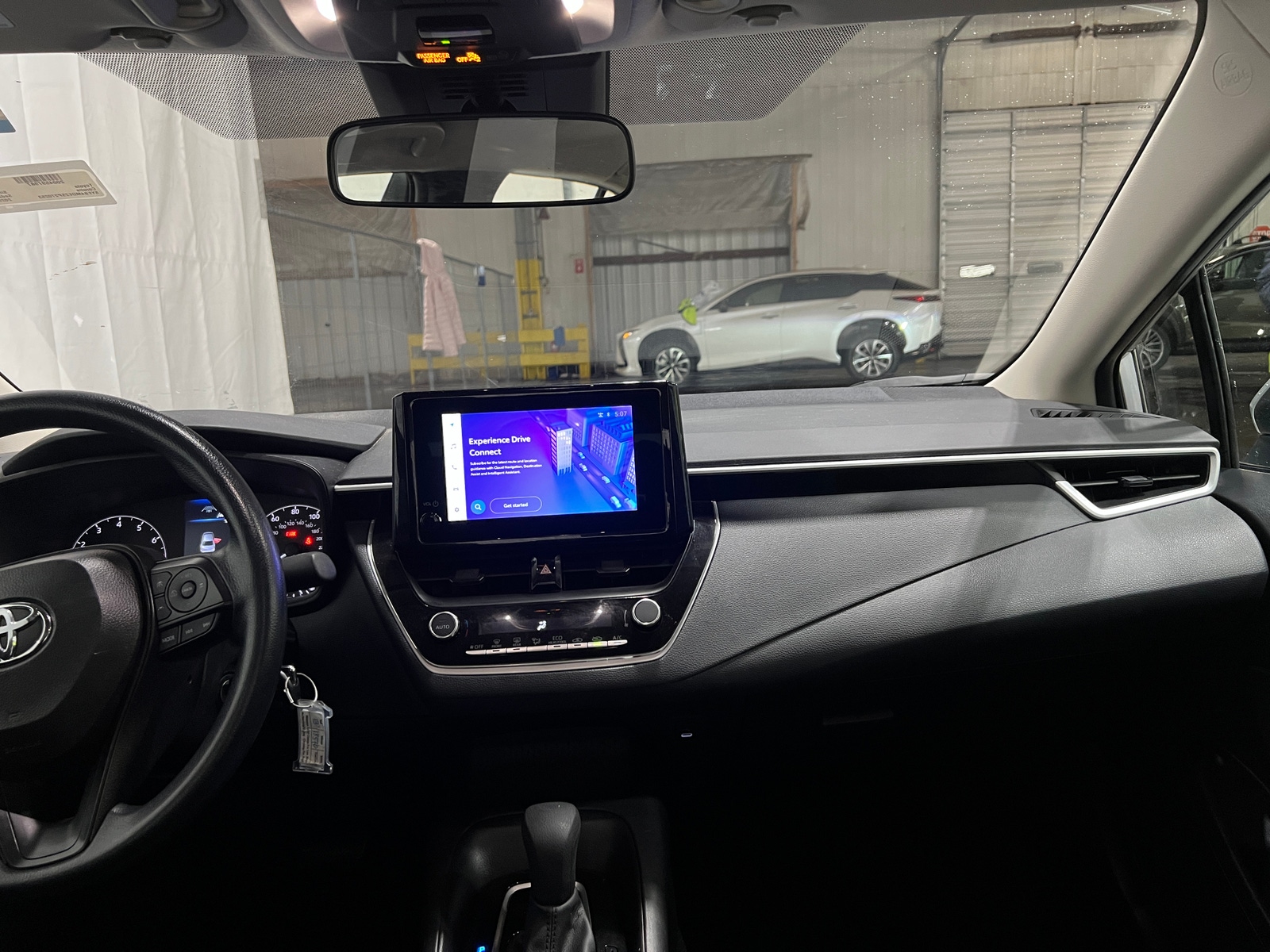 Thumbnail: 2025 Toyota Corolla - 3