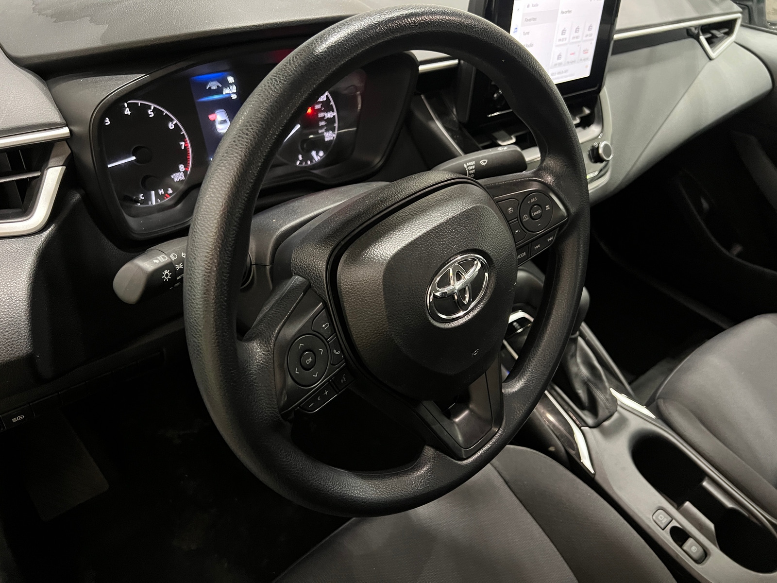 Thumbnail: 2025 Toyota Corolla - 5