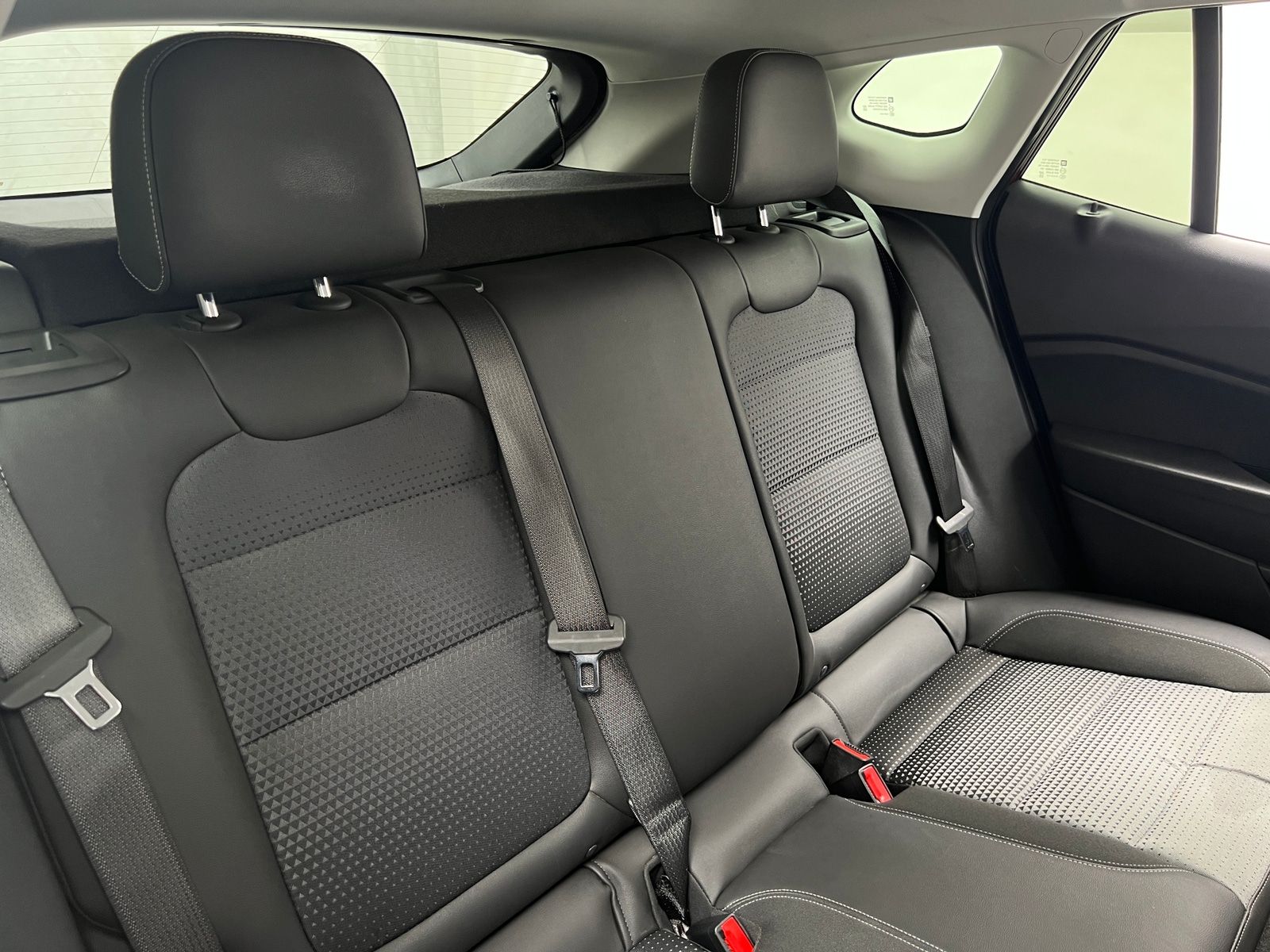 Thumbnail: 2025 Chevrolet Trax - 6