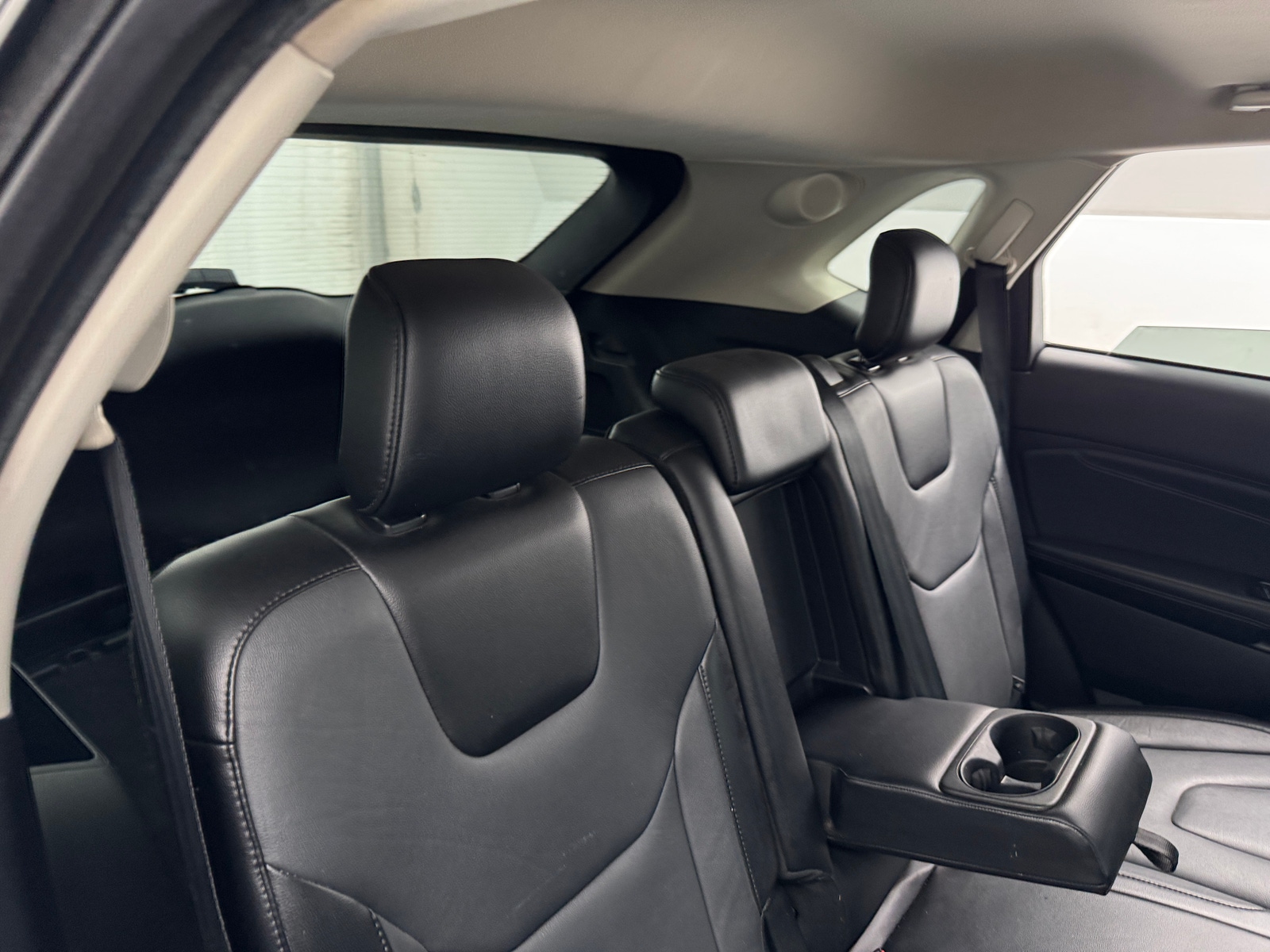 Thumbnail: 2018 Ford Edge - 5