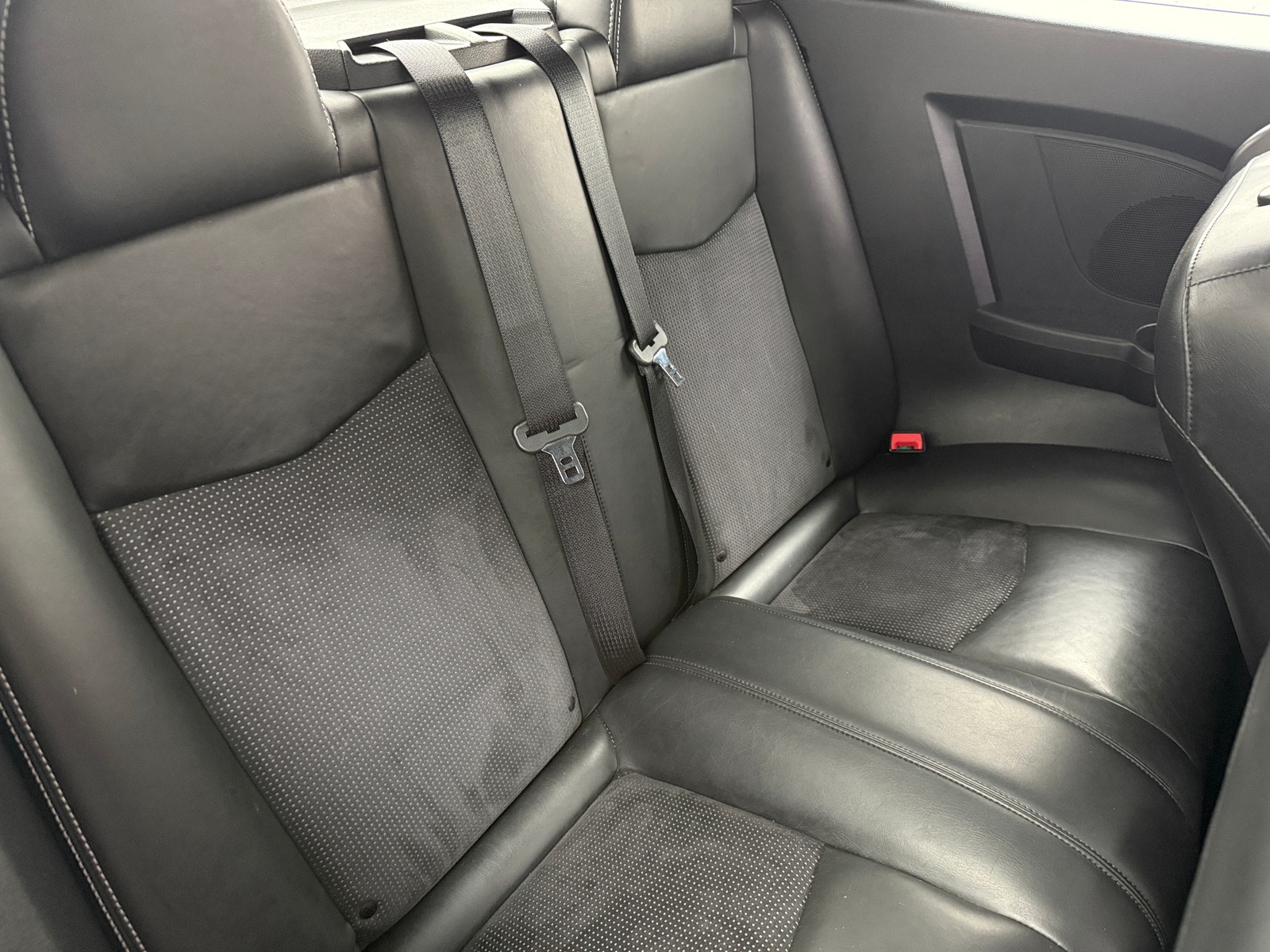 Thumbnail: 2011 Chrysler 200 - 5