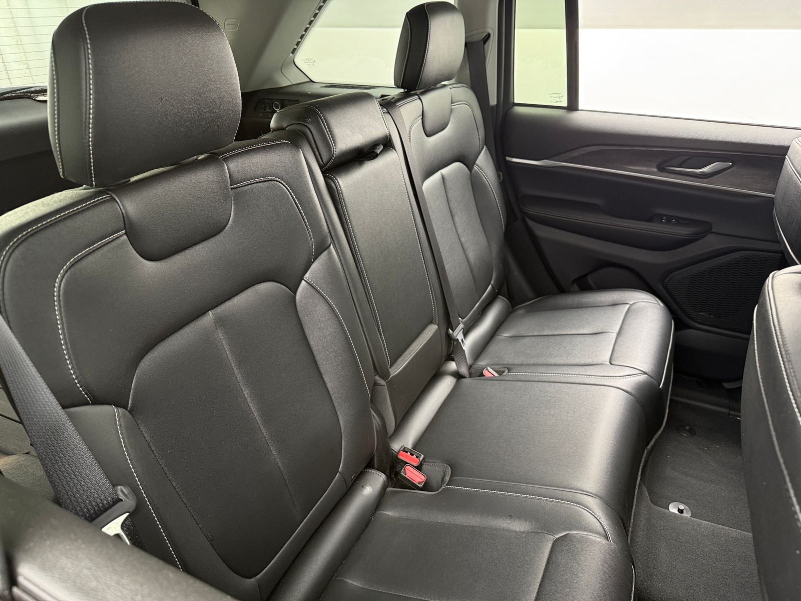 Thumbnail: 2024 Jeep Grand Cherokee - 5