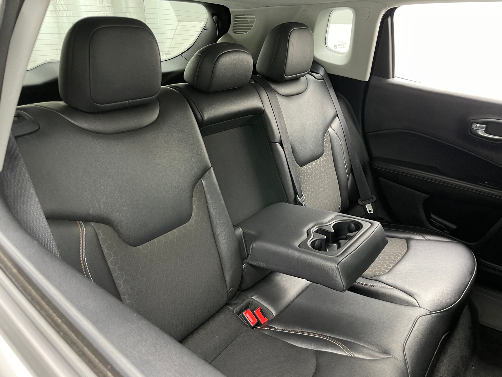 Thumbnail: 2018 Jeep Compass - 6