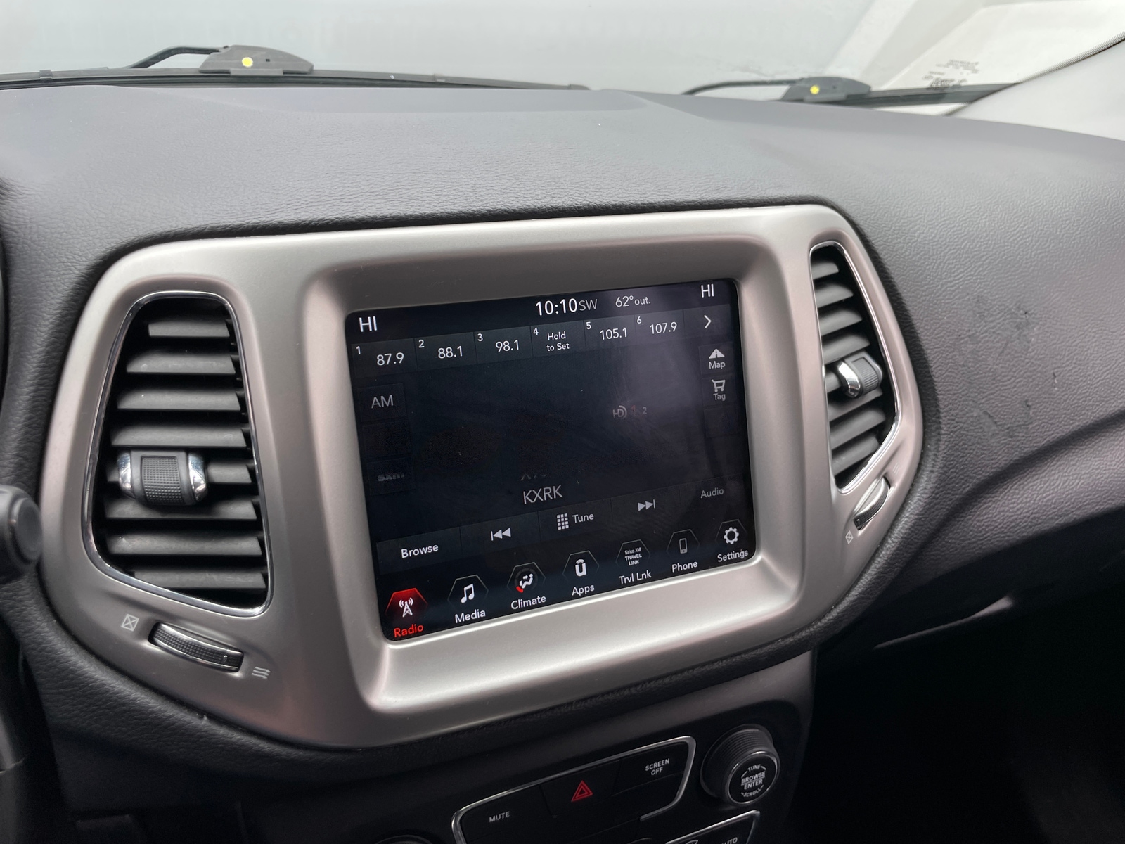 Thumbnail: 2018 Jeep Compass - 4