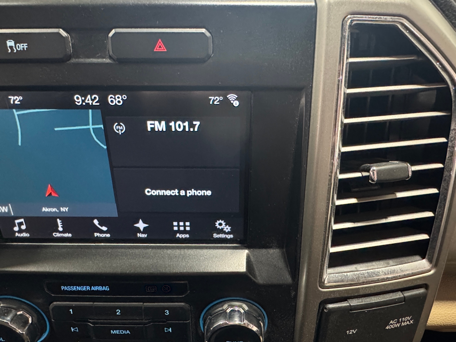 Thumbnail: 2017 Ford Econoline - 3