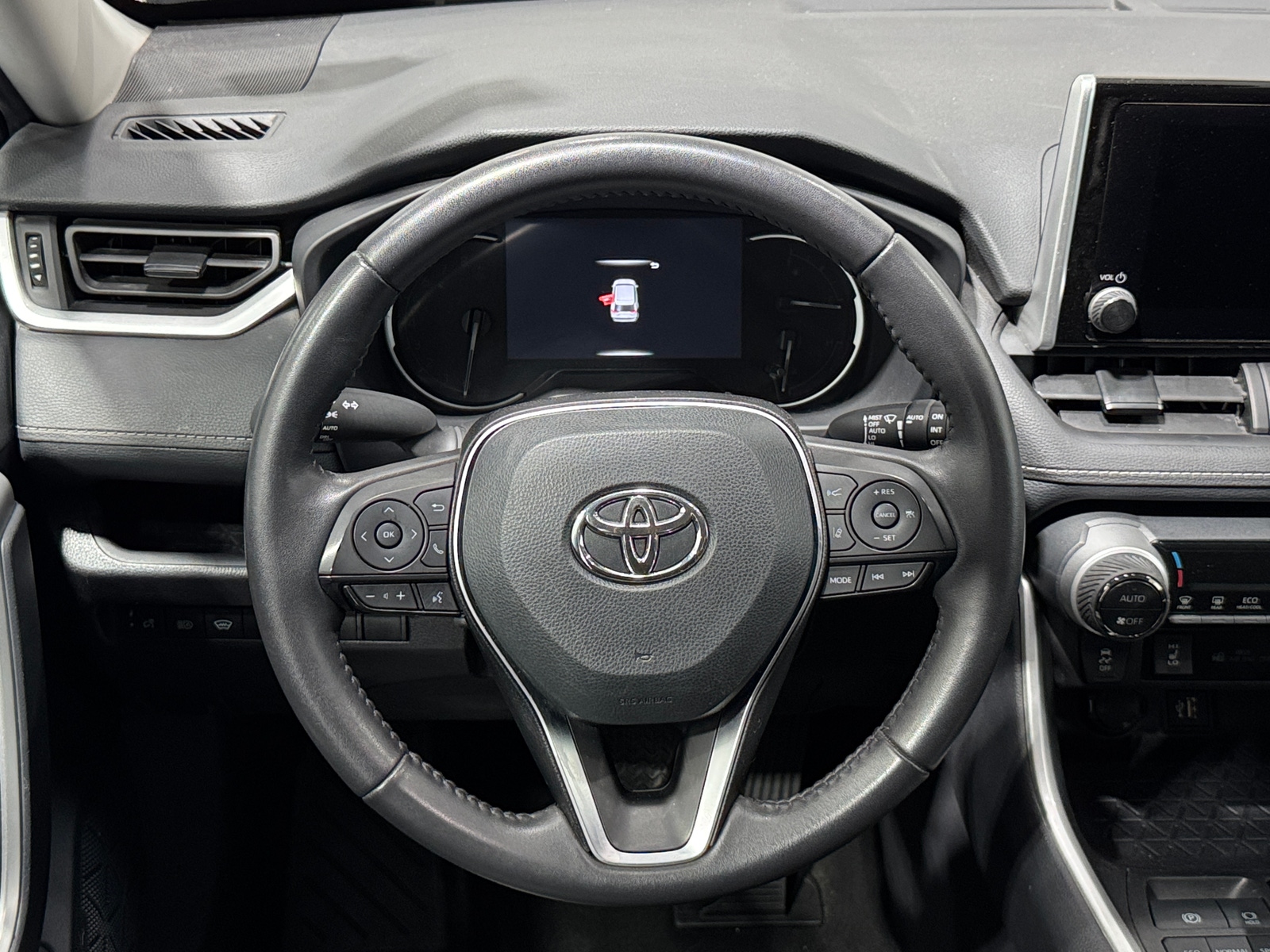 Thumbnail: 2025 Toyota RAV4 - 5