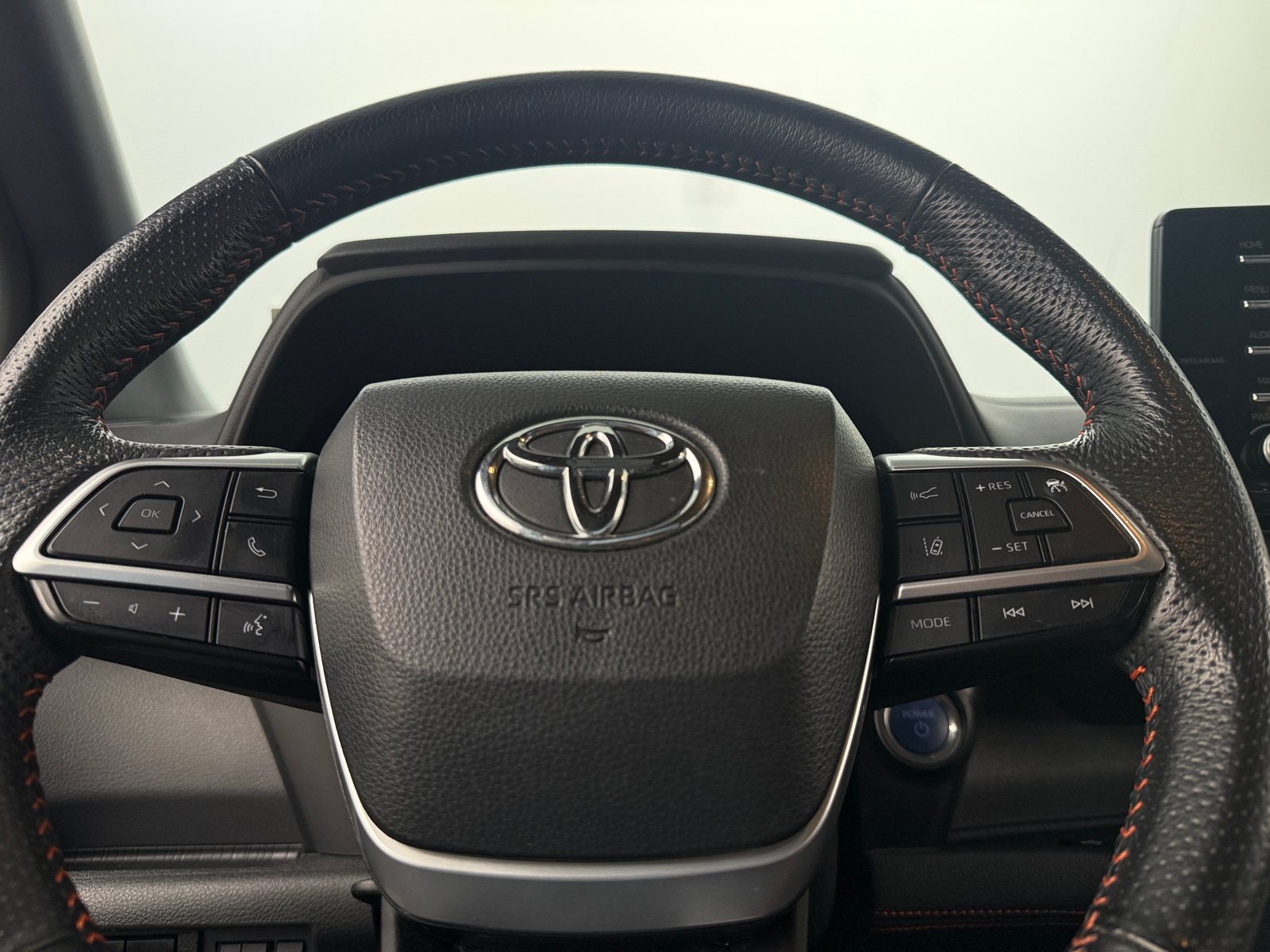 Thumbnail: 2024 Toyota Sienna - 4