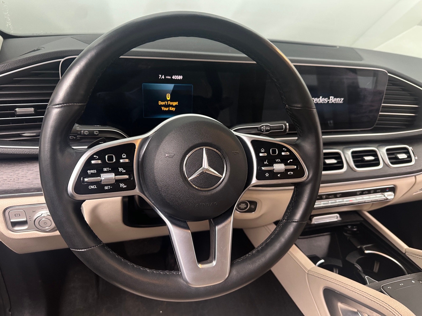 Thumbnail: 2022 Mercedes-Benz GLE - 4