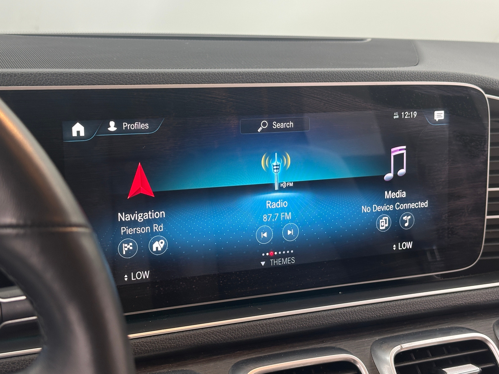 Thumbnail: 2022 Mercedes-Benz GLE - 3