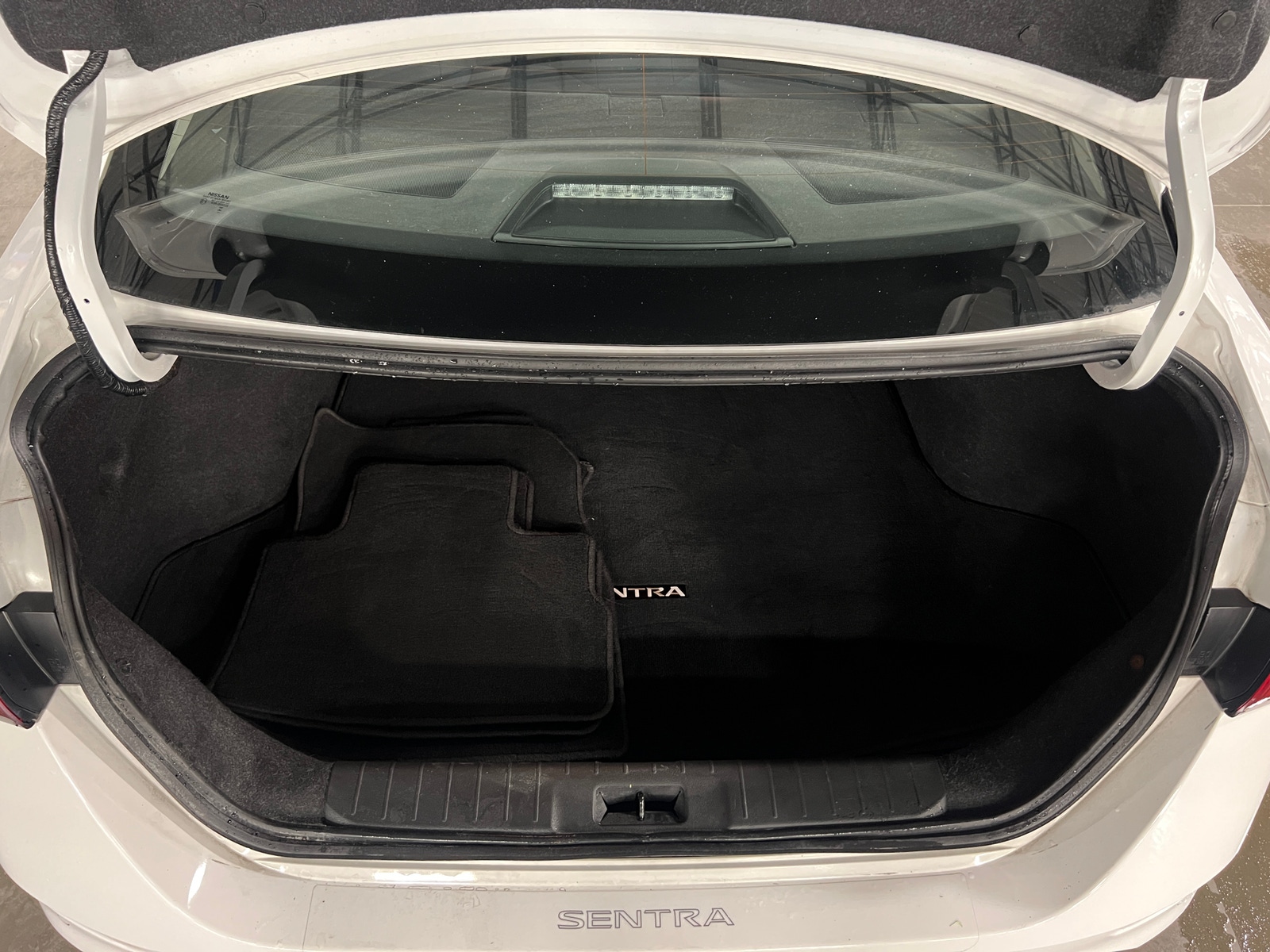 Thumbnail: 2022 Nissan Sentra - 7