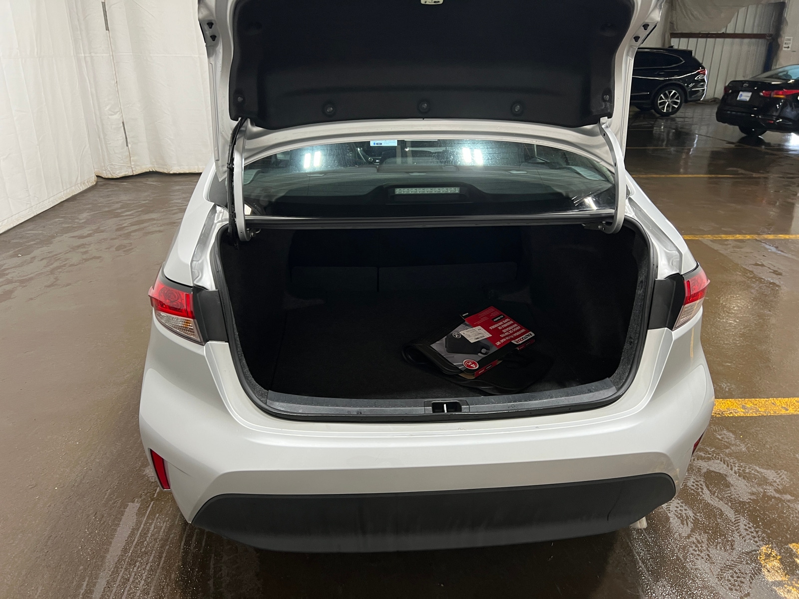 Thumbnail: 2025 Toyota Corolla - 7