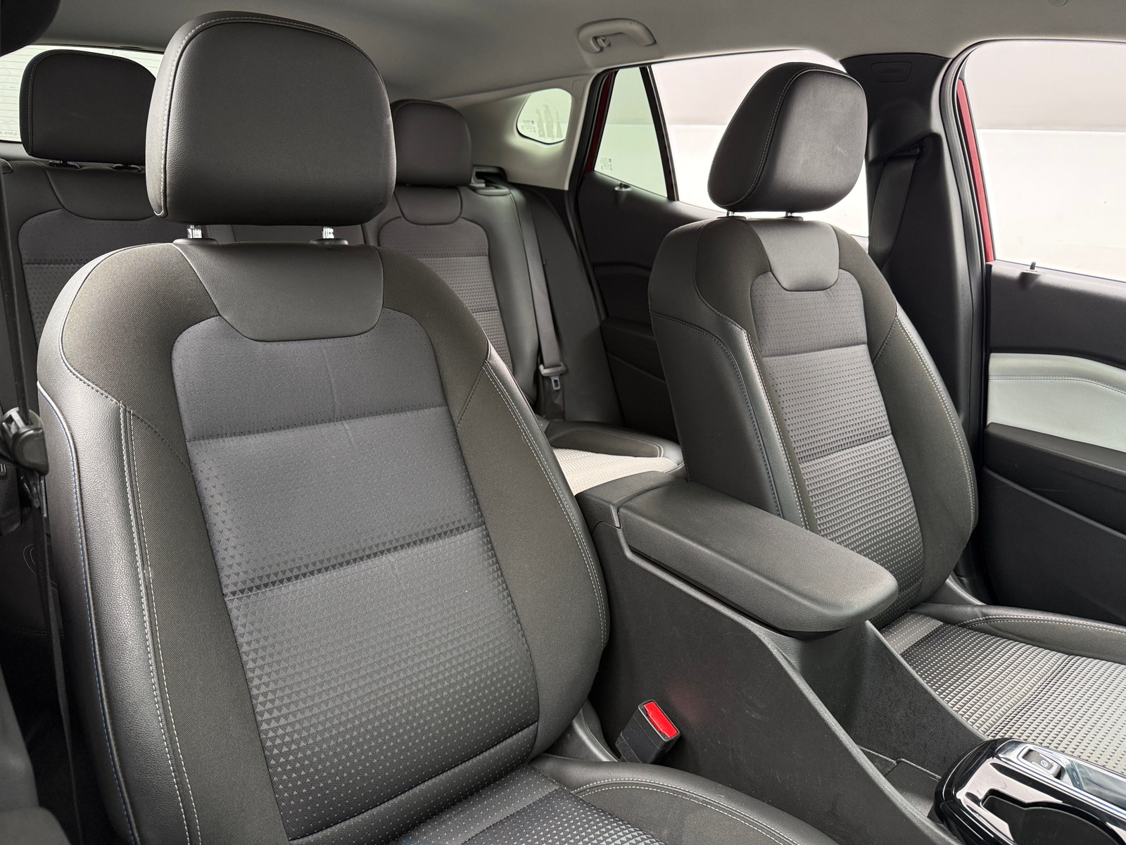 Thumbnail: 2025 Chevrolet Trax - 2