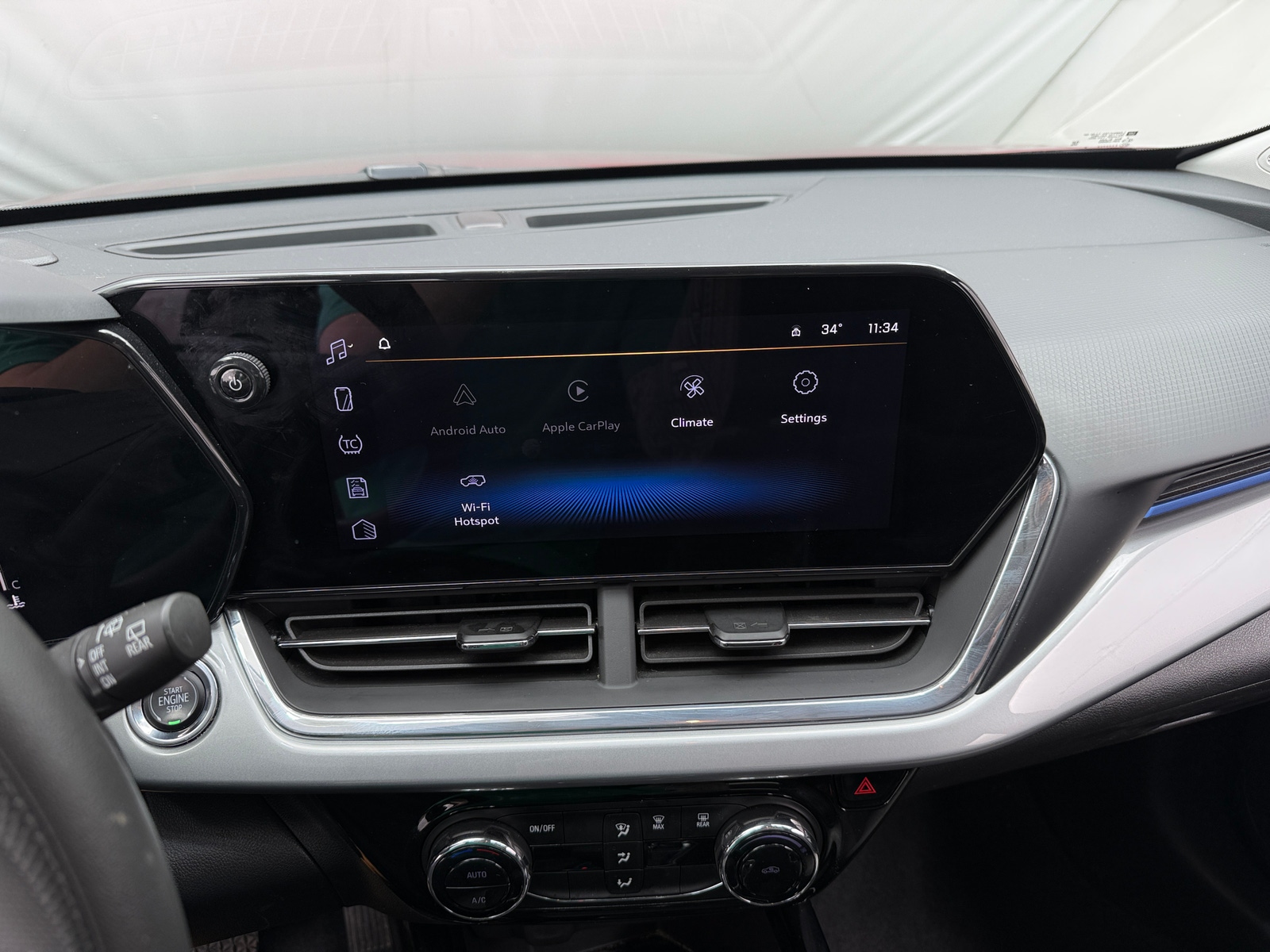 Thumbnail: 2025 Chevrolet Trax - 4