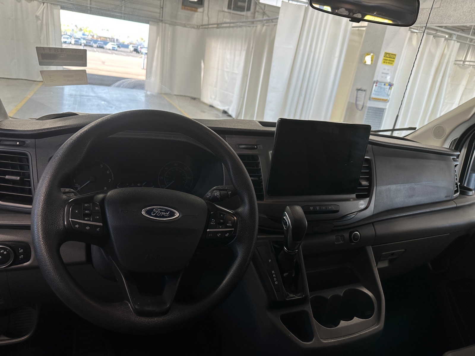 Thumbnail: 2022 Ford Econoline - 3