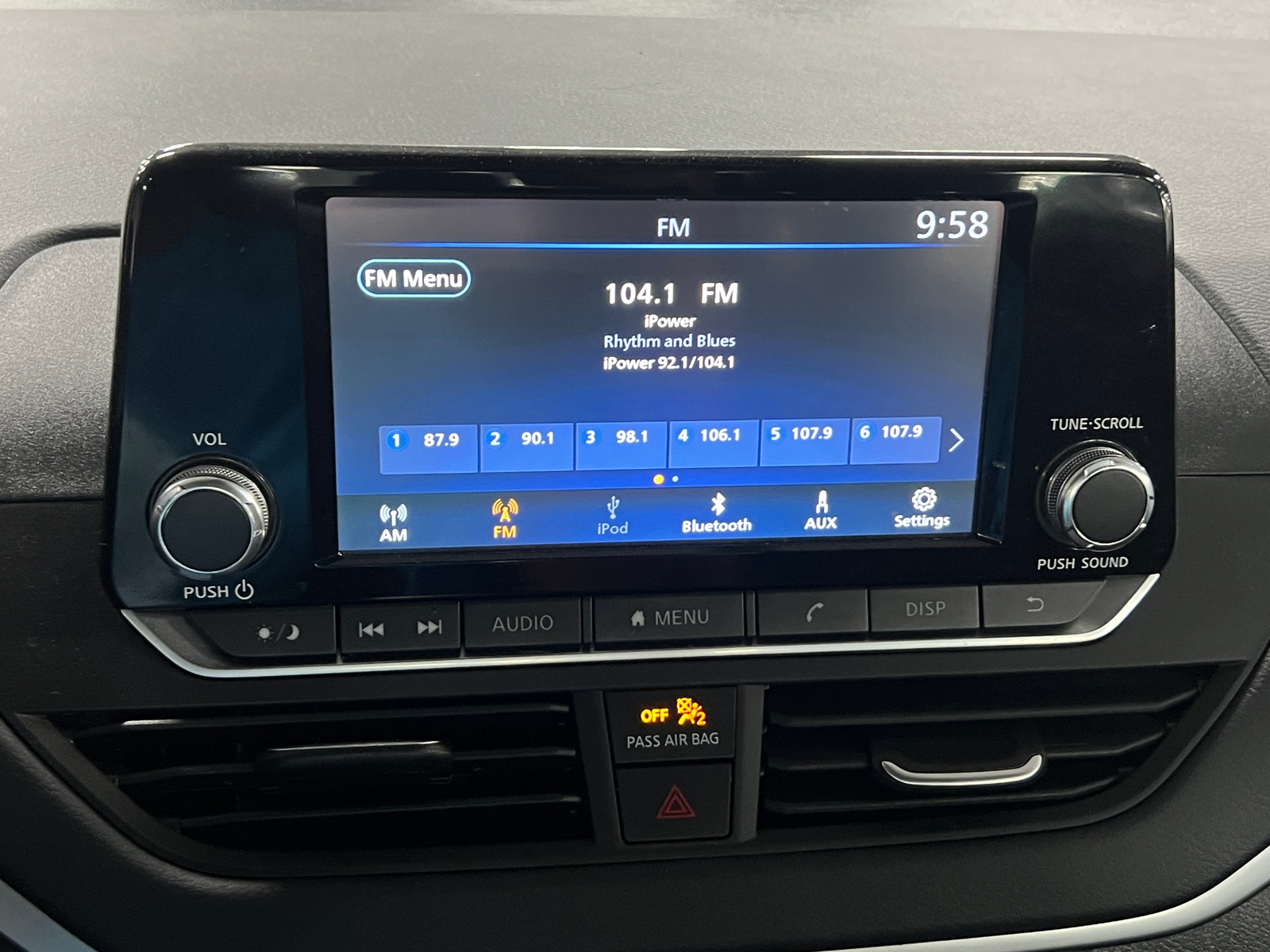 Thumbnail: 2021 Nissan Altima - 4