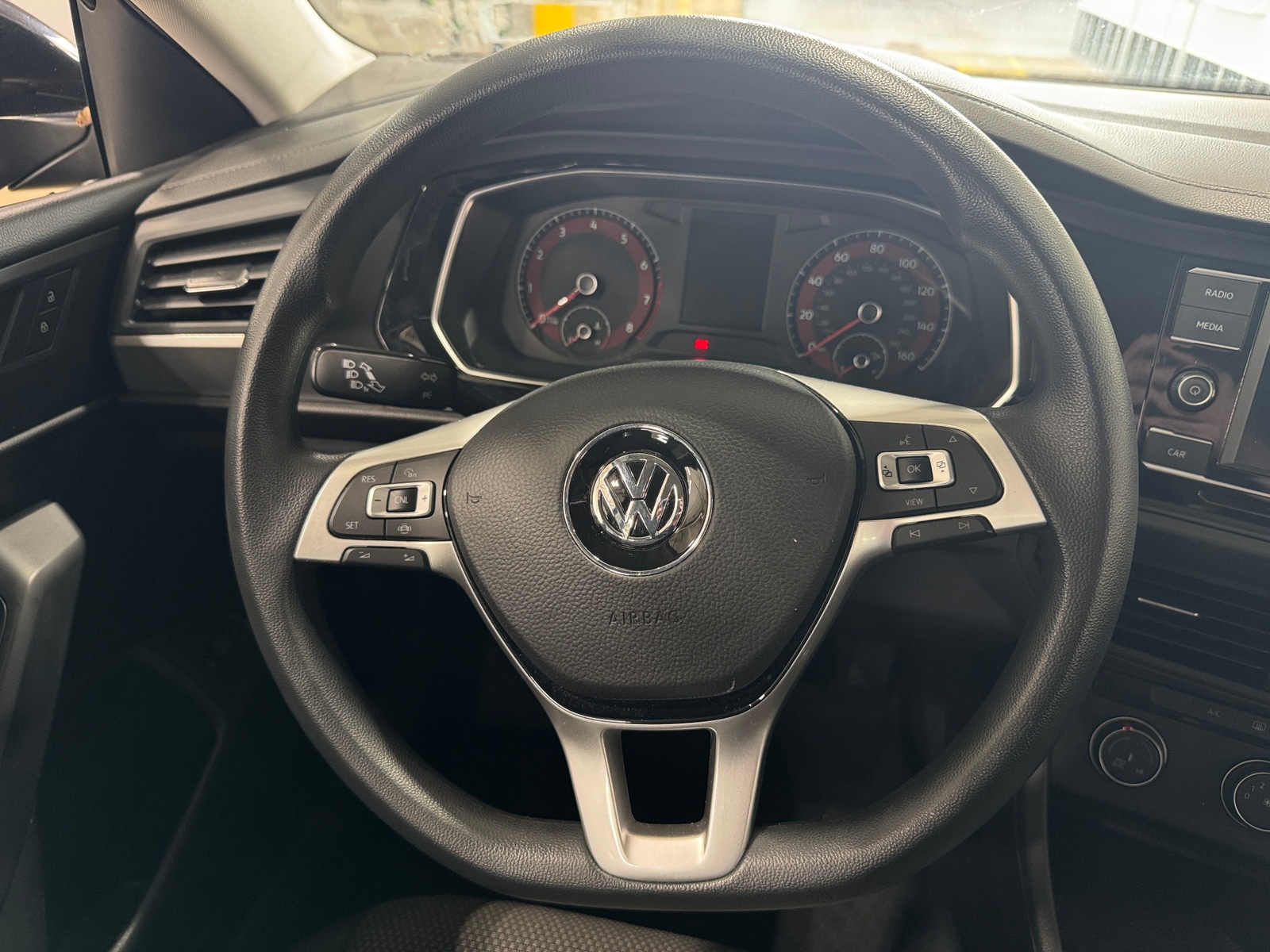 Thumbnail: 2019 Volkswagen Jetta - 5