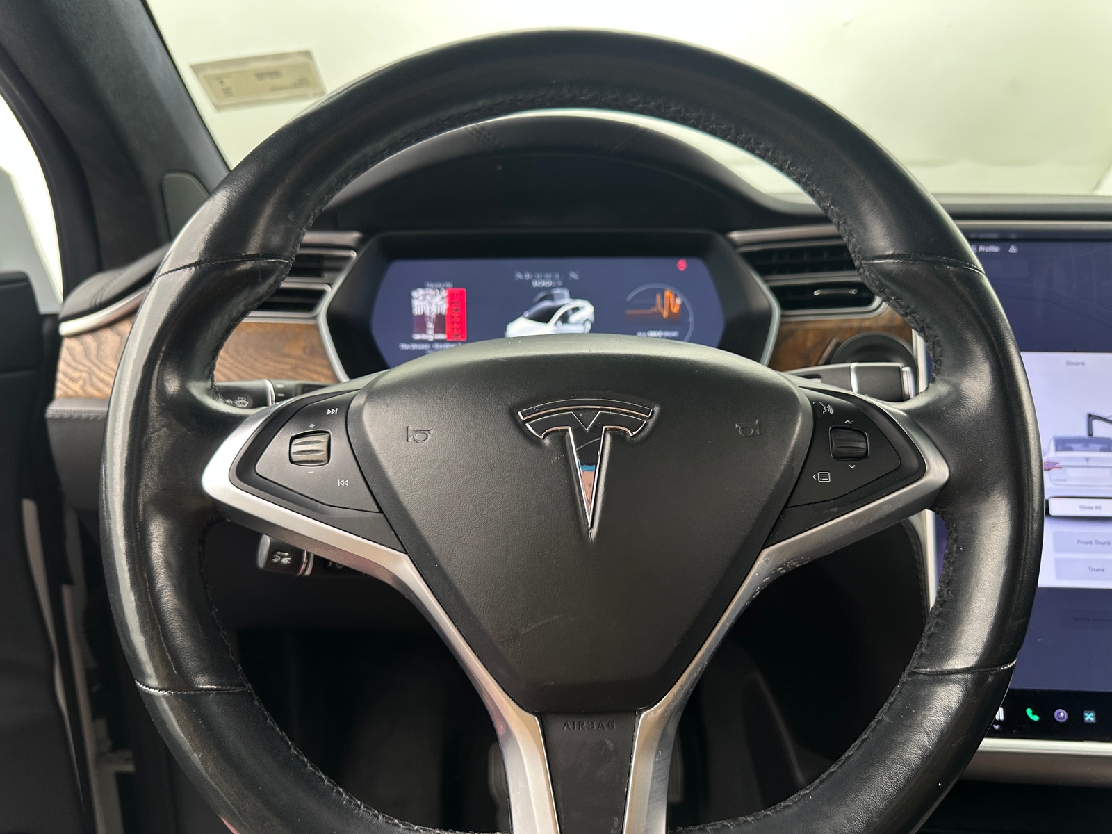 Thumbnail: 2018 Tesla Model X - 2