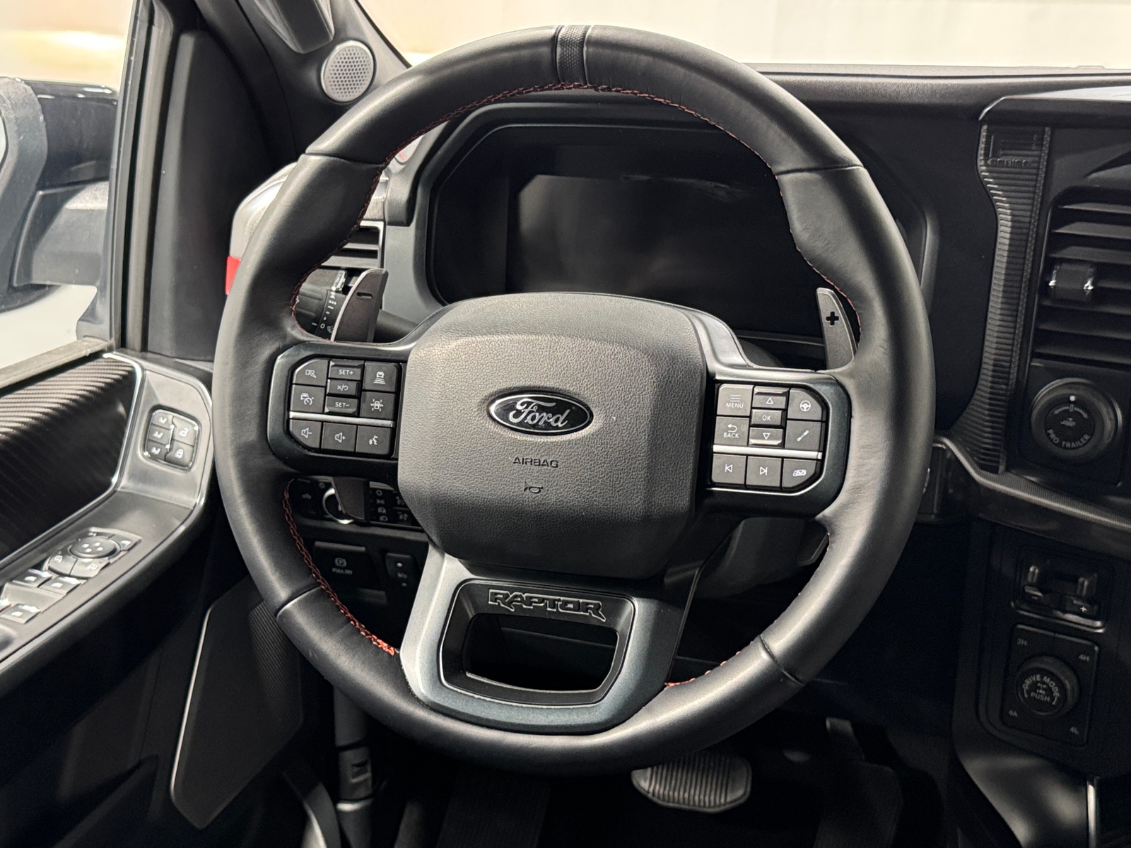 Thumbnail: 2024 Ford Econoline - 4