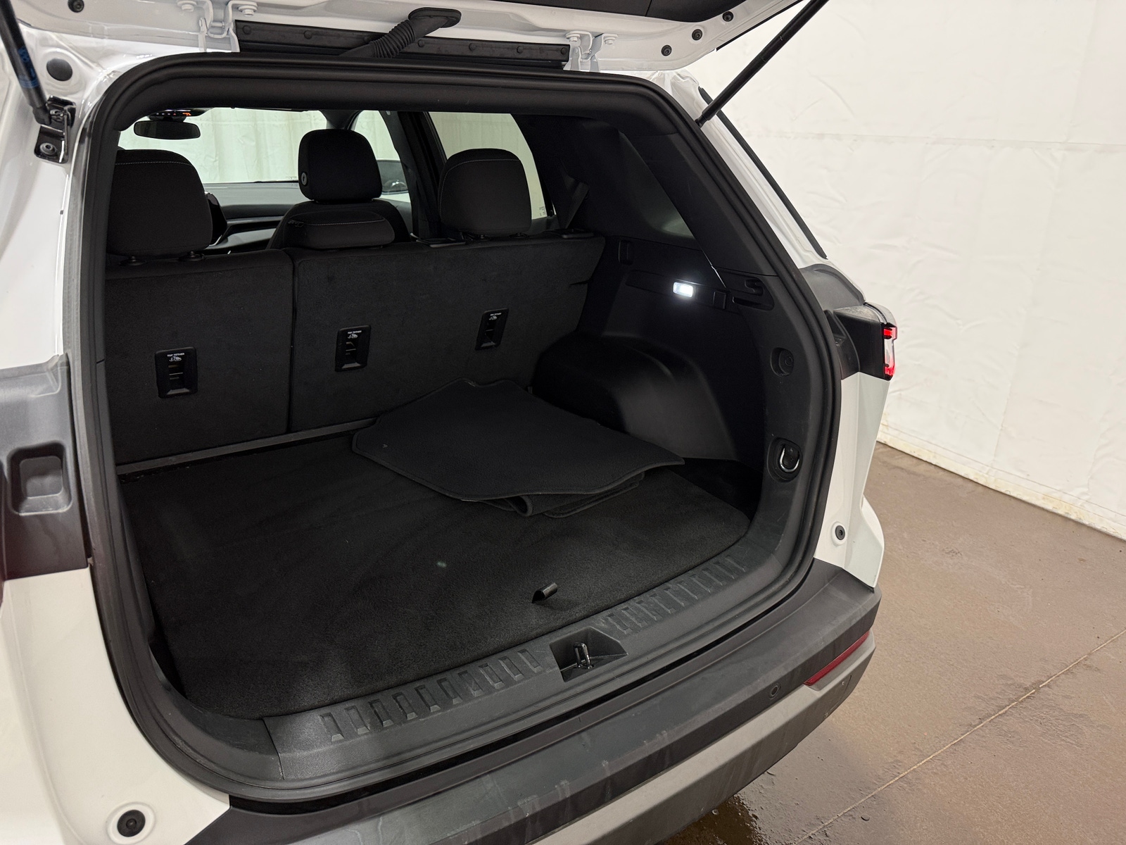 Thumbnail: 2025 Chevrolet Equinox - 7