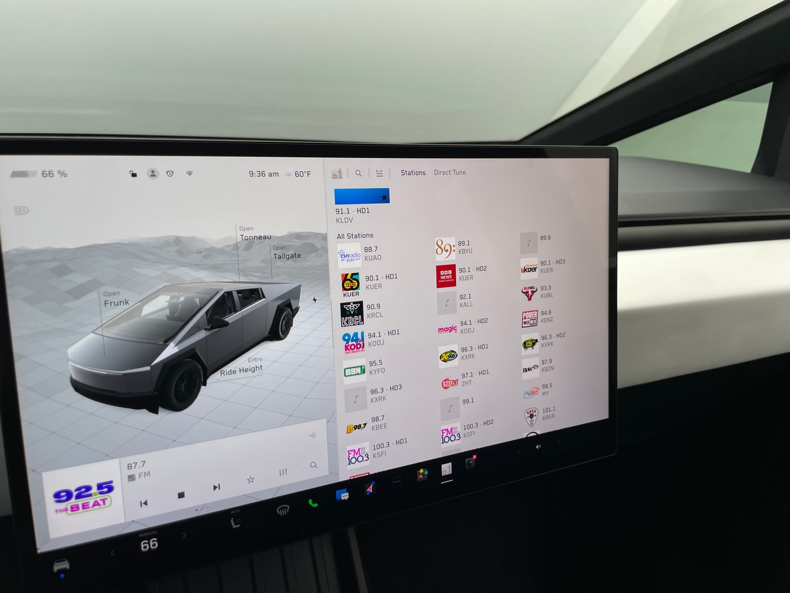 Thumbnail: 2024 Tesla Cybertruck - 3