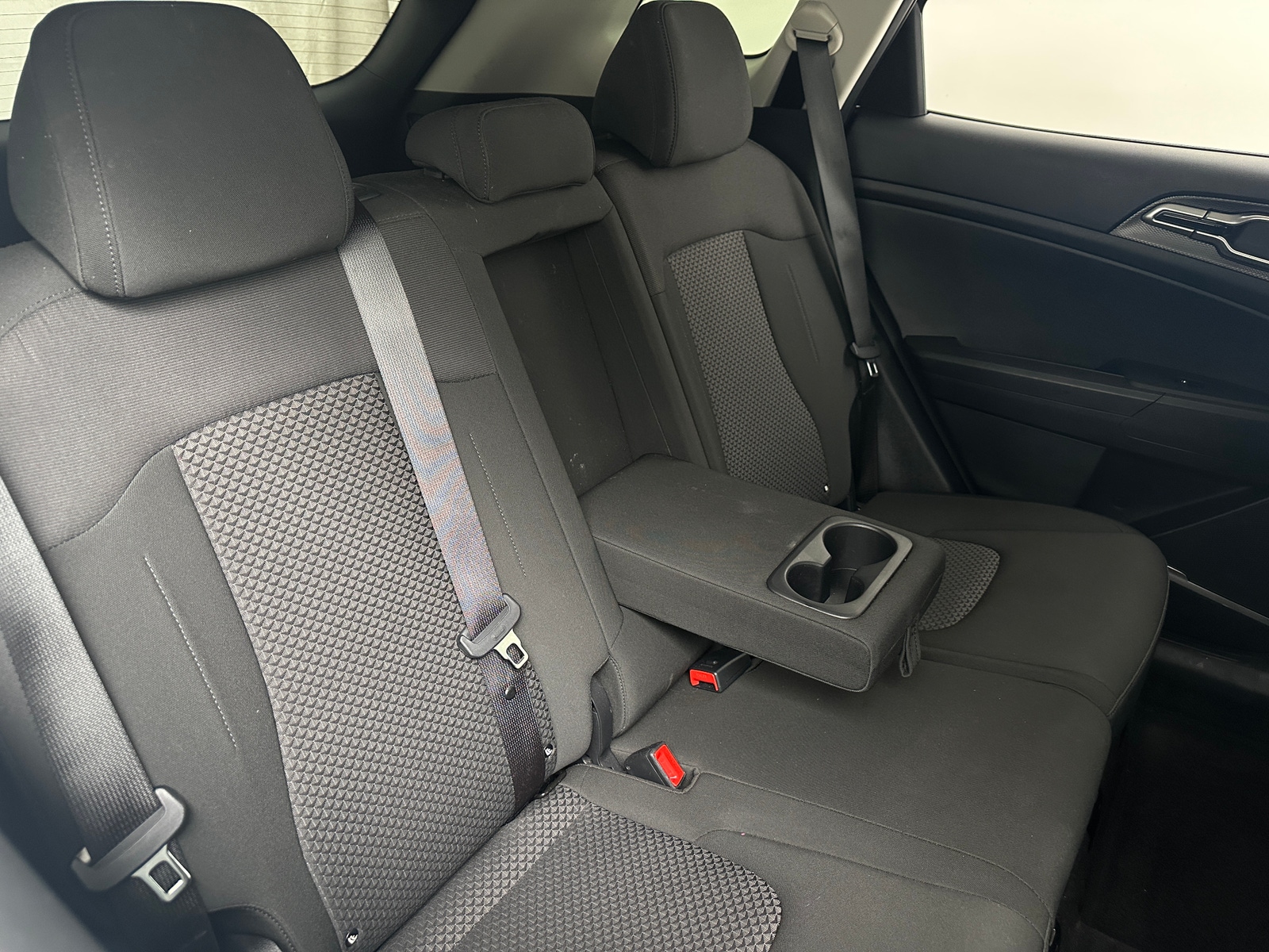 Thumbnail: 2025 Kia Sportage - 6