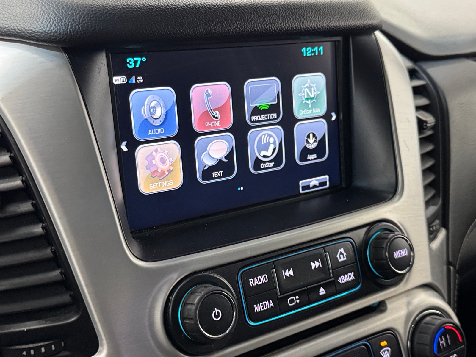 Thumbnail: 2020 GMC Yukon XL - 3