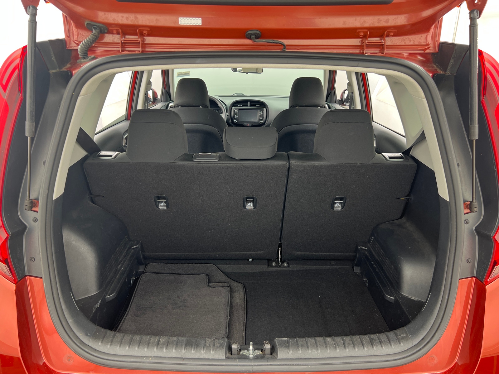 Thumbnail: 2020 Kia Soul - 7