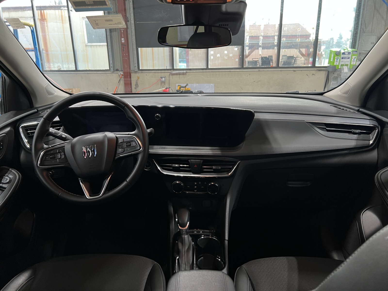 Thumbnail: 2025 Buick Encore GX - 3