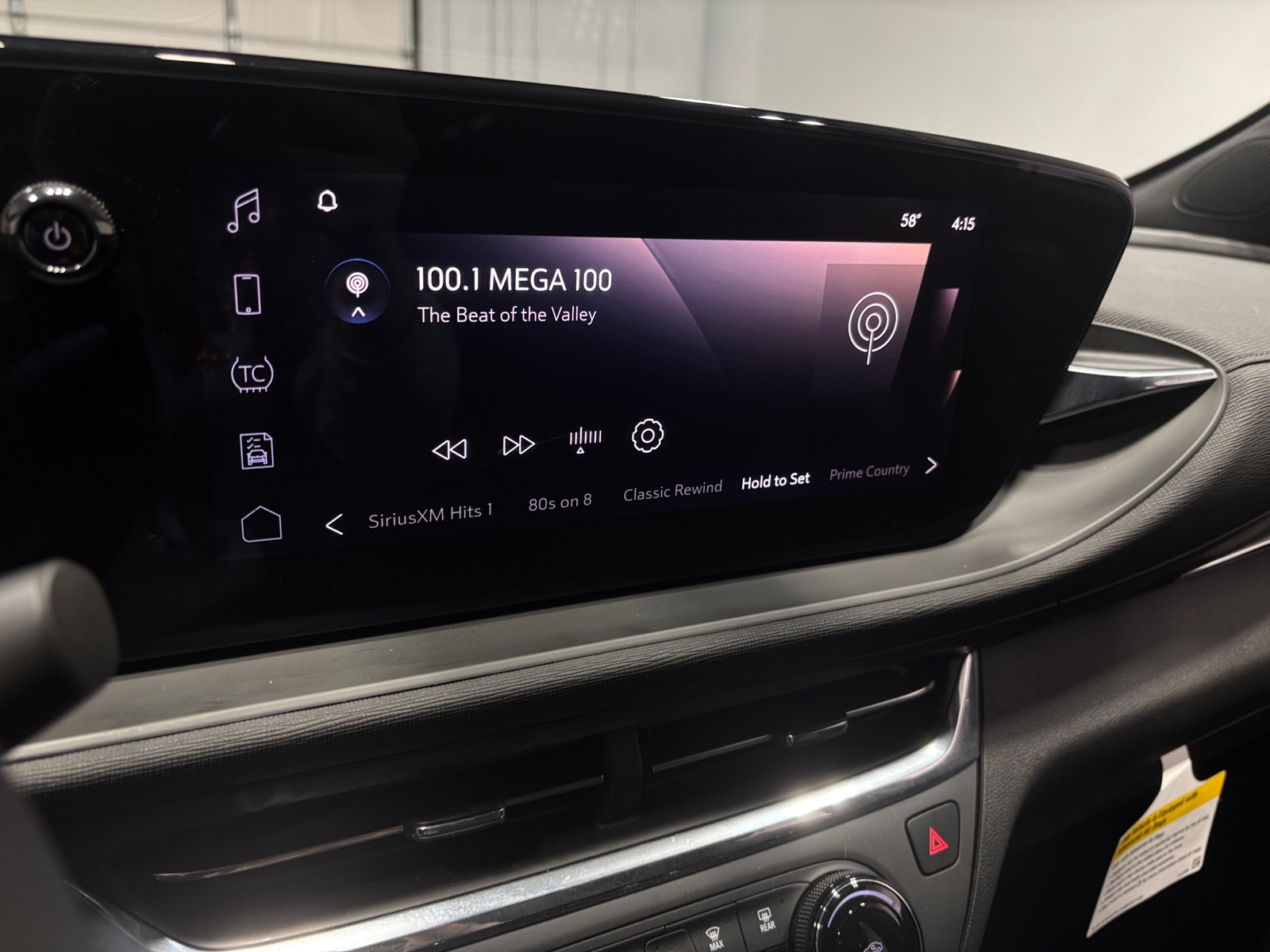 Thumbnail: 2025 Buick Envista - 4