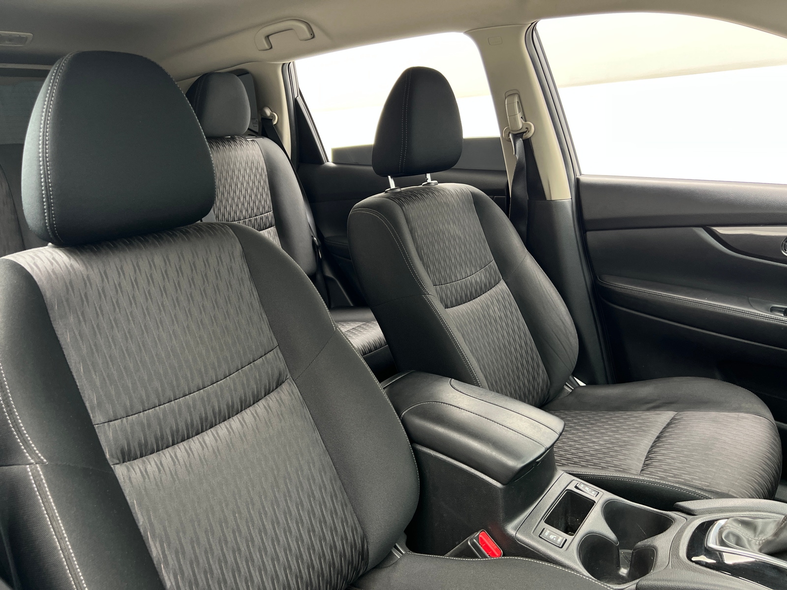 Thumbnail: 2019 Nissan Rogue - 2