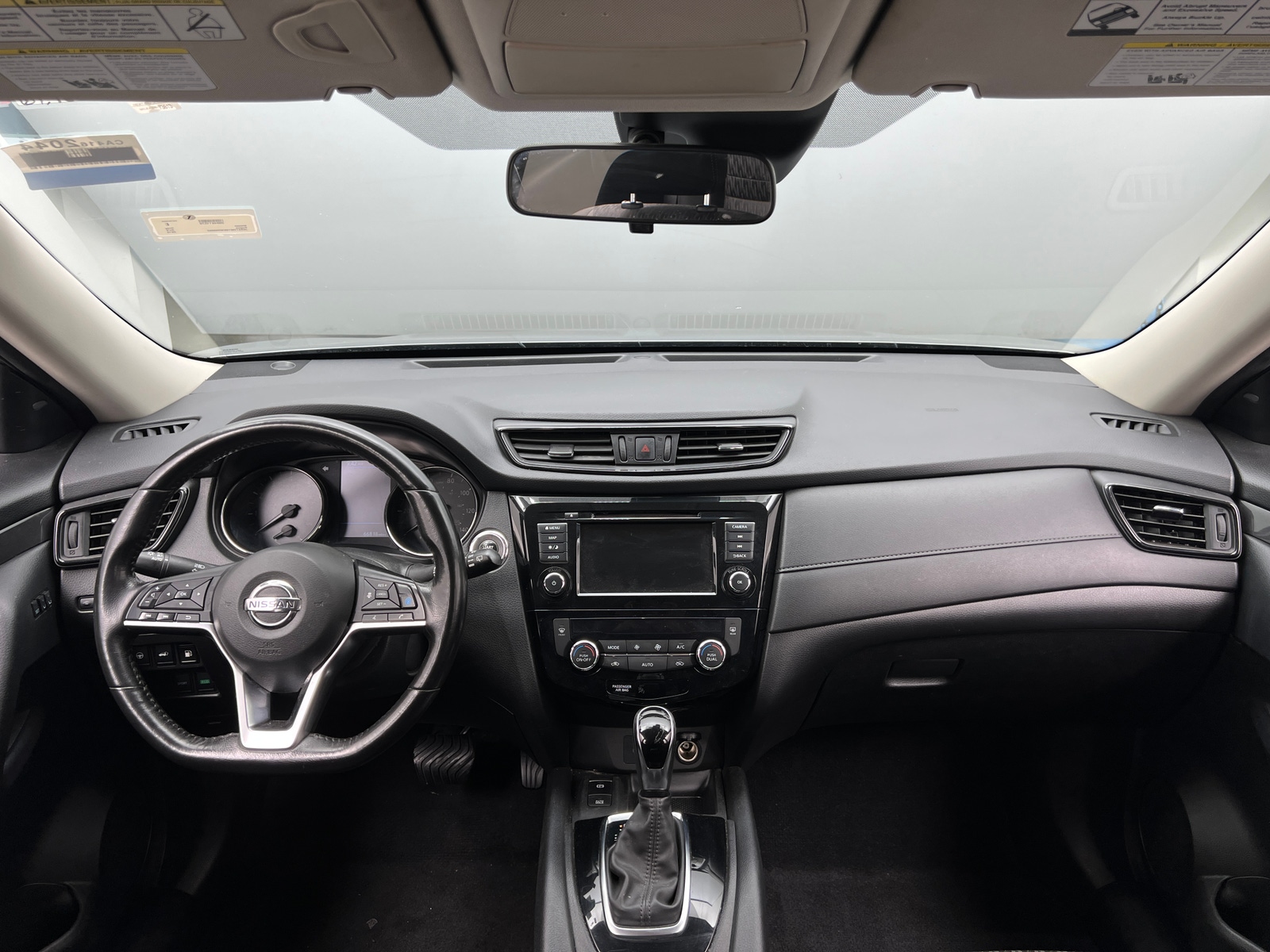 Thumbnail: 2019 Nissan Rogue - 3