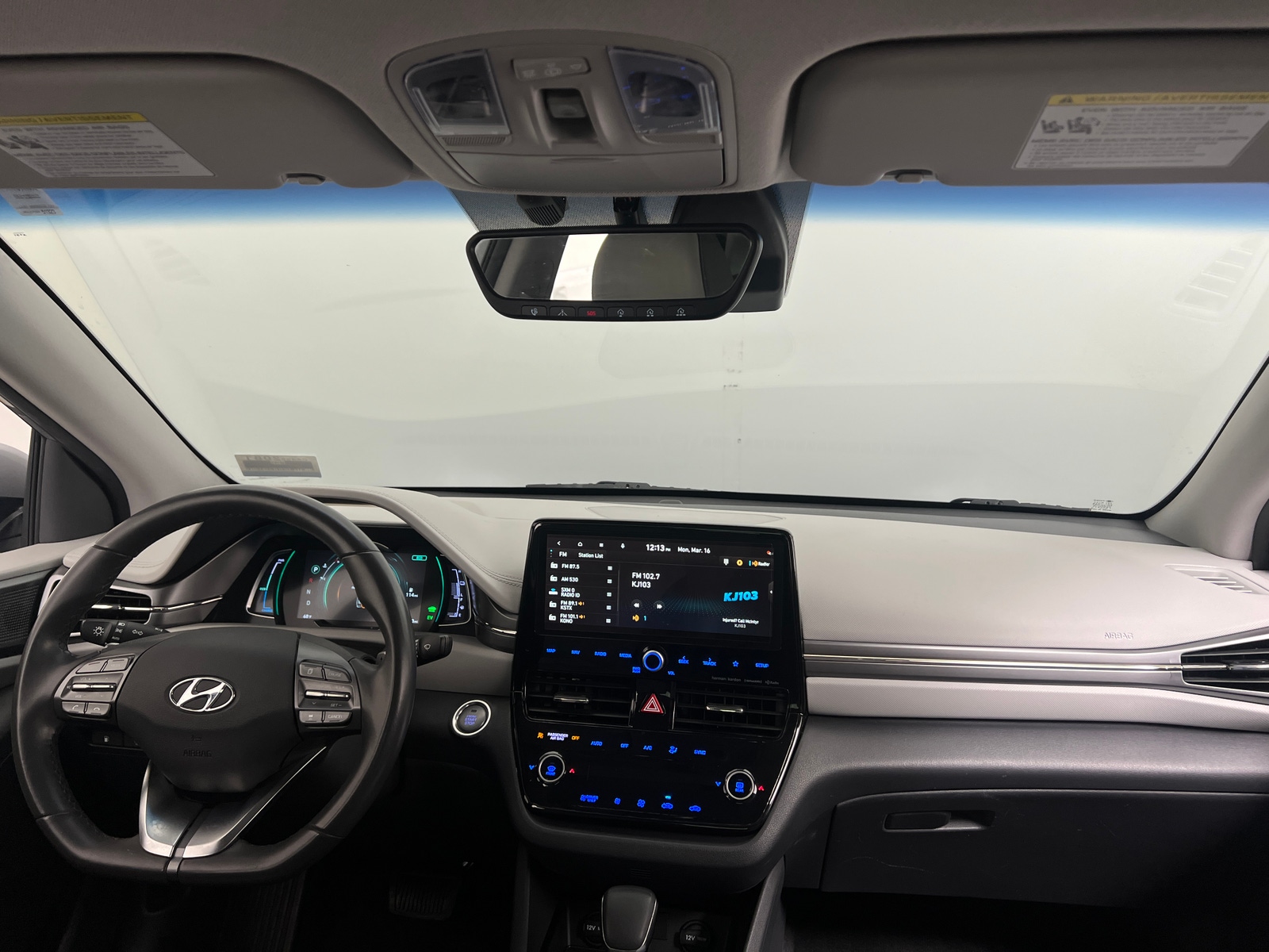 Thumbnail: 2020 Hyundai Ioniq - 2