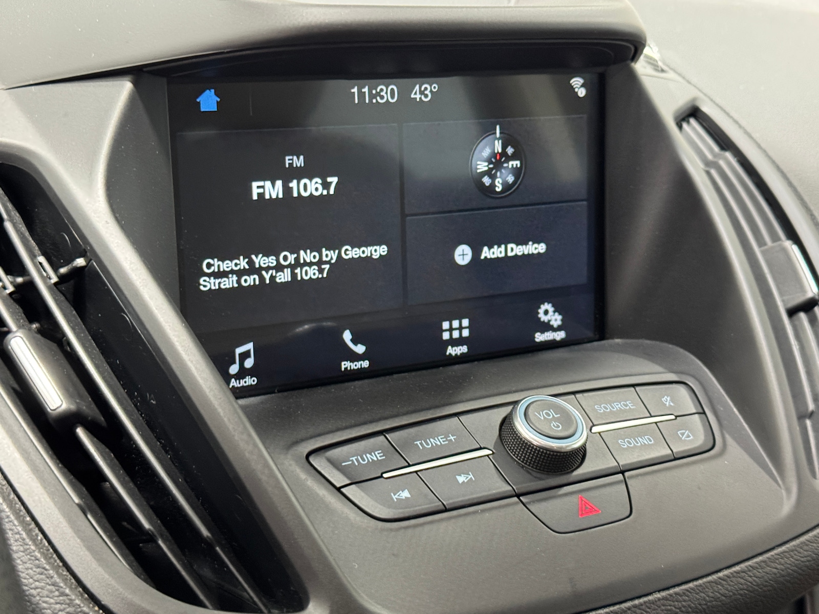 Thumbnail: 2019 Ford Escape - 4