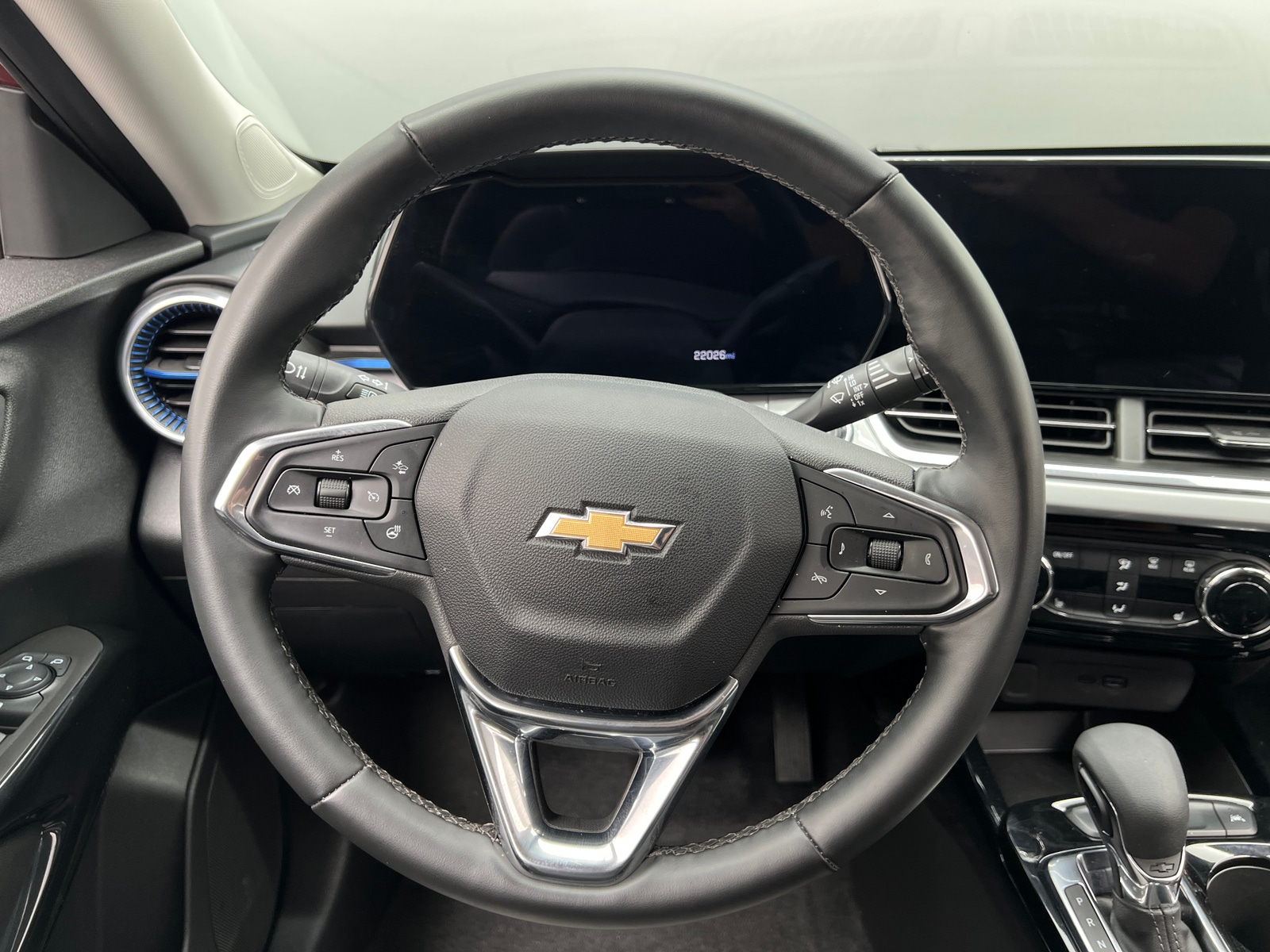 Thumbnail: 2025 Chevrolet Trax - 5