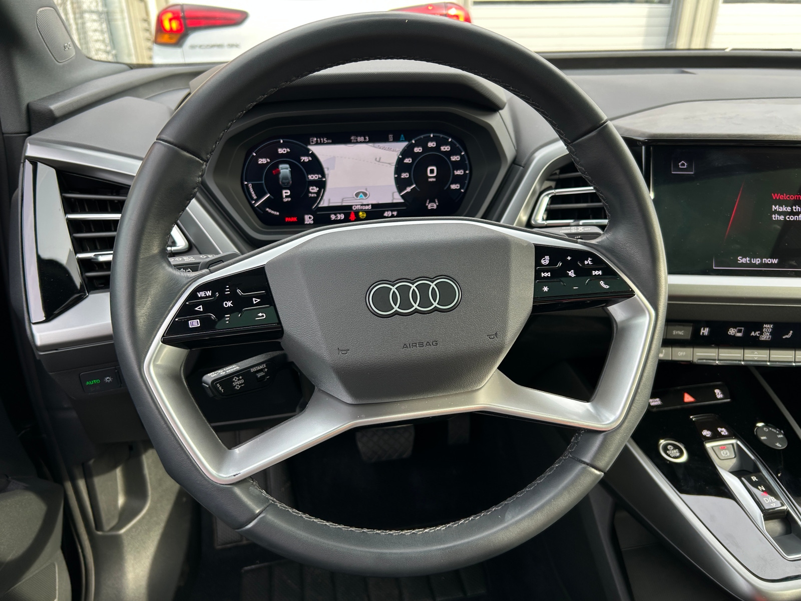 Thumbnail: 2023 Audi Q4 e-tron - 4