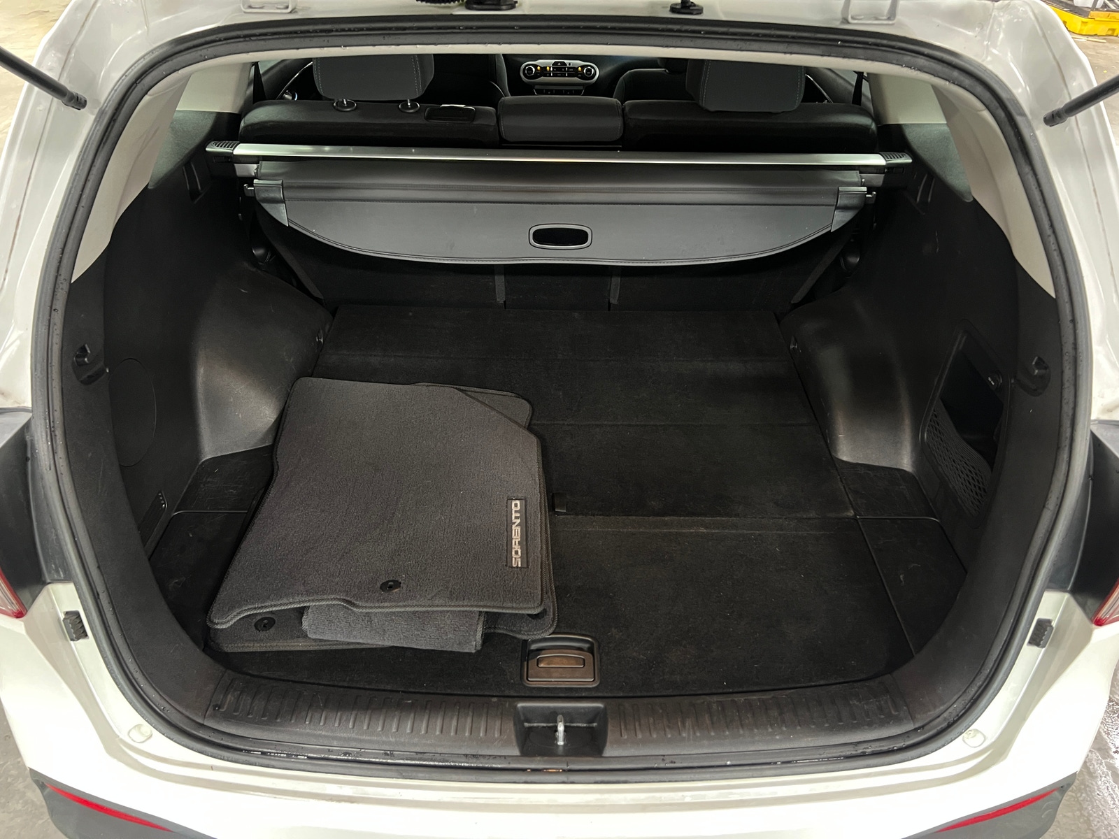 Thumbnail: 2018 Kia Sorento - 7