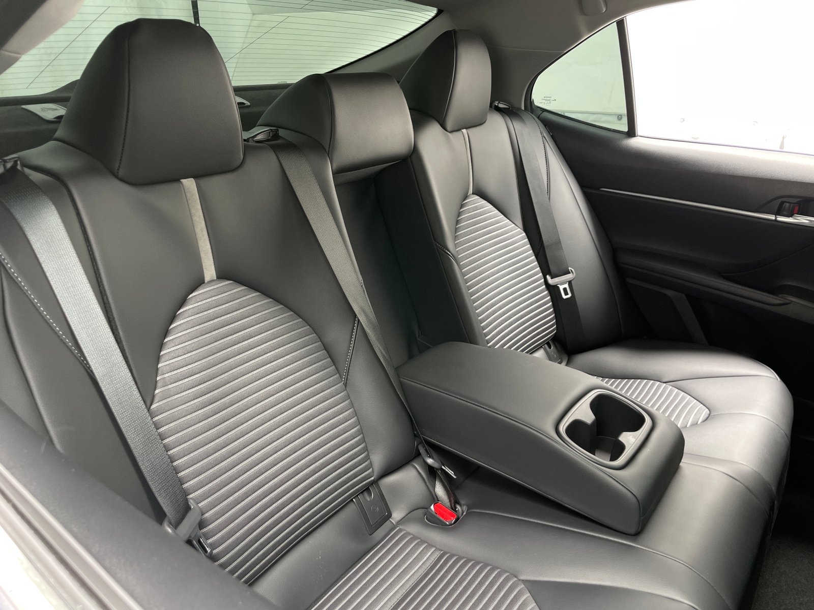 Thumbnail: 2022 Toyota Camry - 5