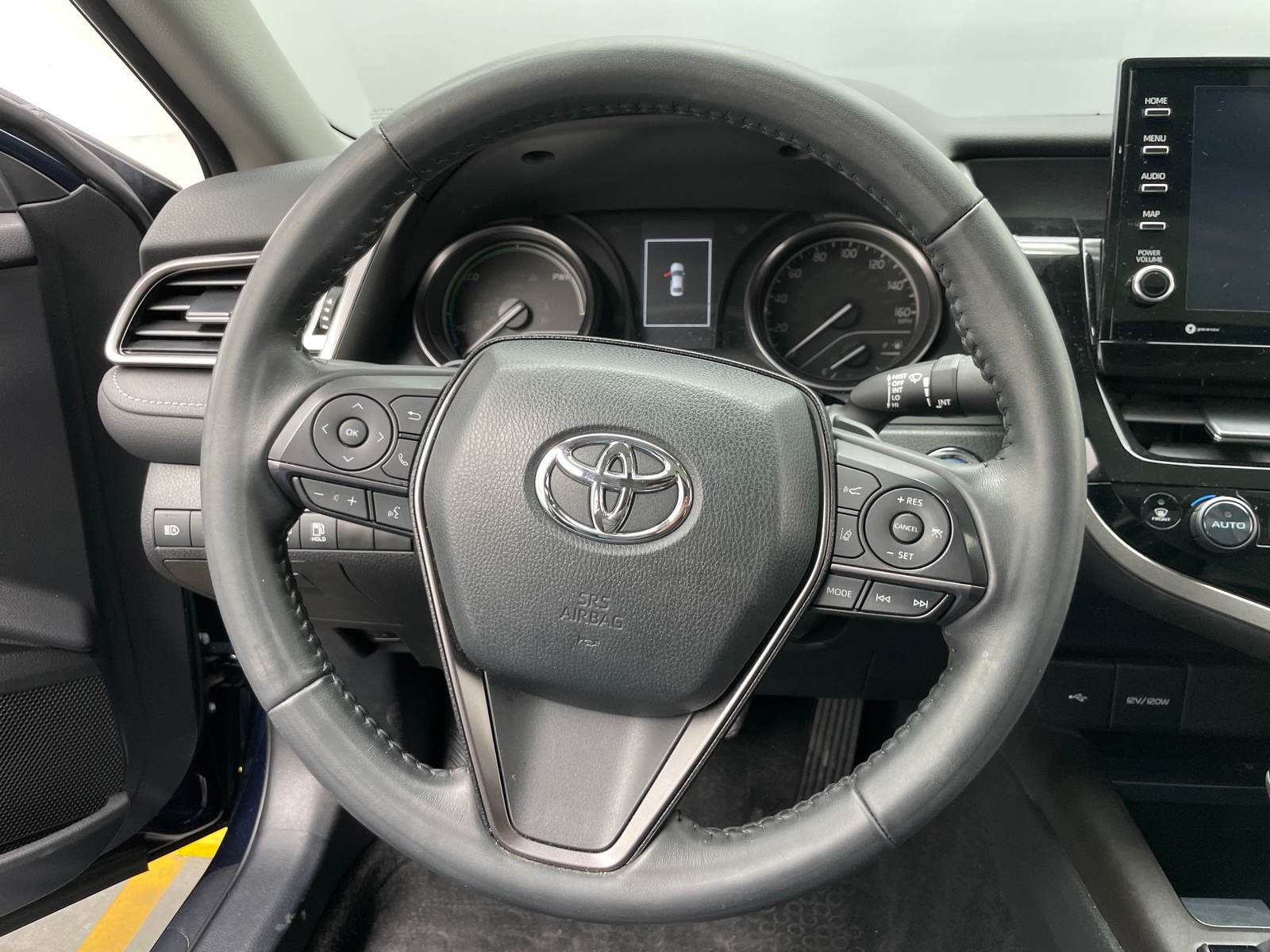 Thumbnail: 2022 Toyota Camry - 4