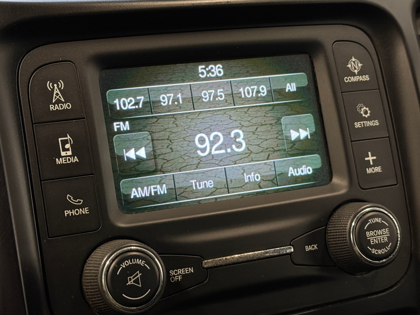 Thumbnail: 2018 Jeep Cherokee - 4