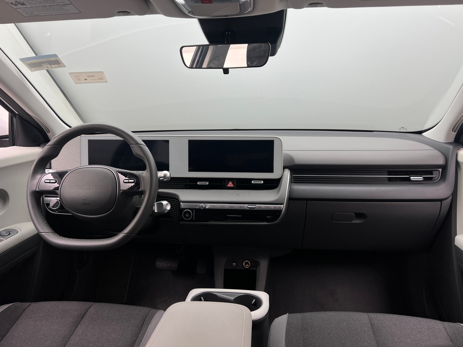 Thumbnail: 2024 Hyundai Ioniq 5 - 3