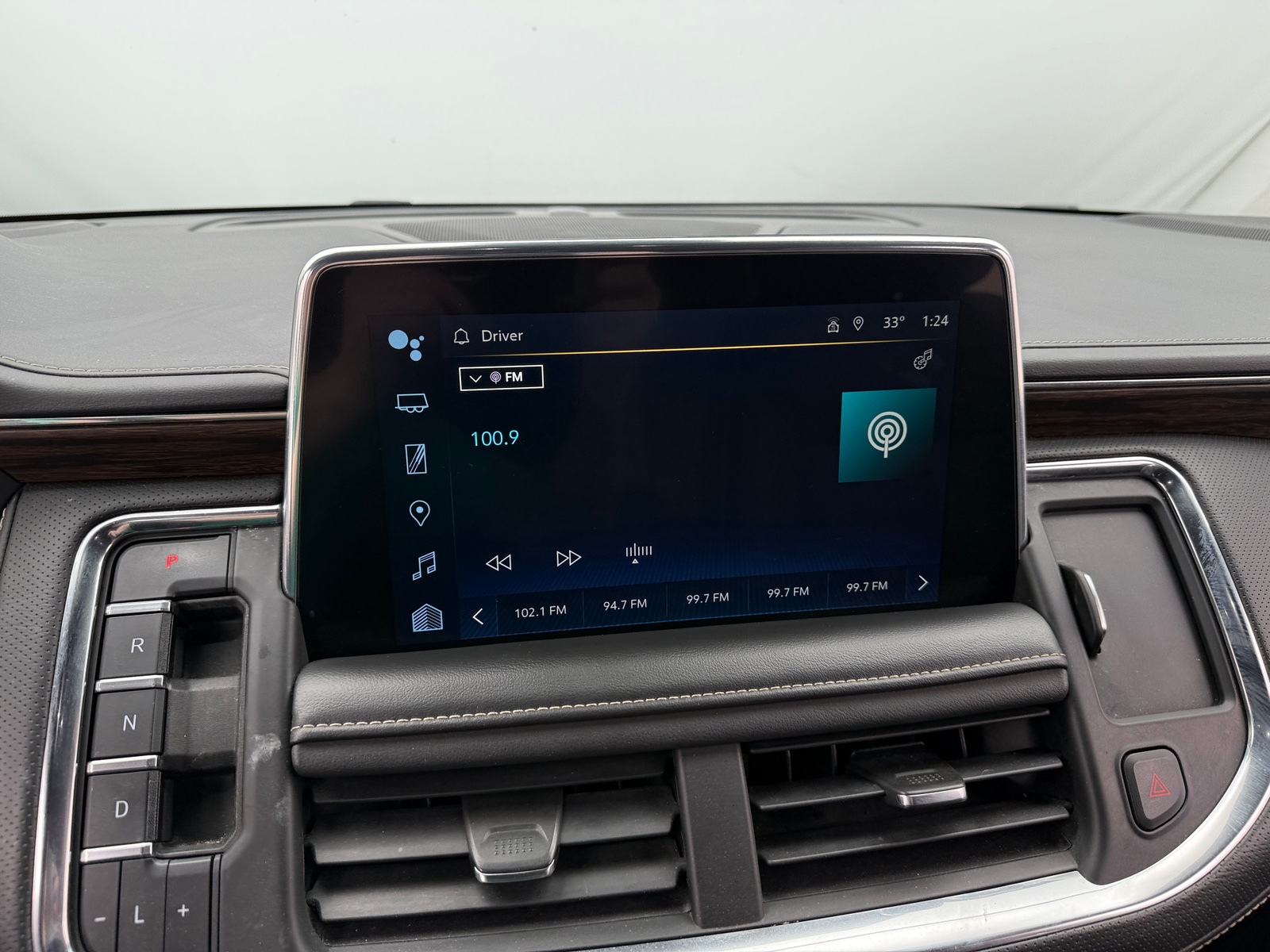 Thumbnail: 2023 Chevrolet Suburban - 3